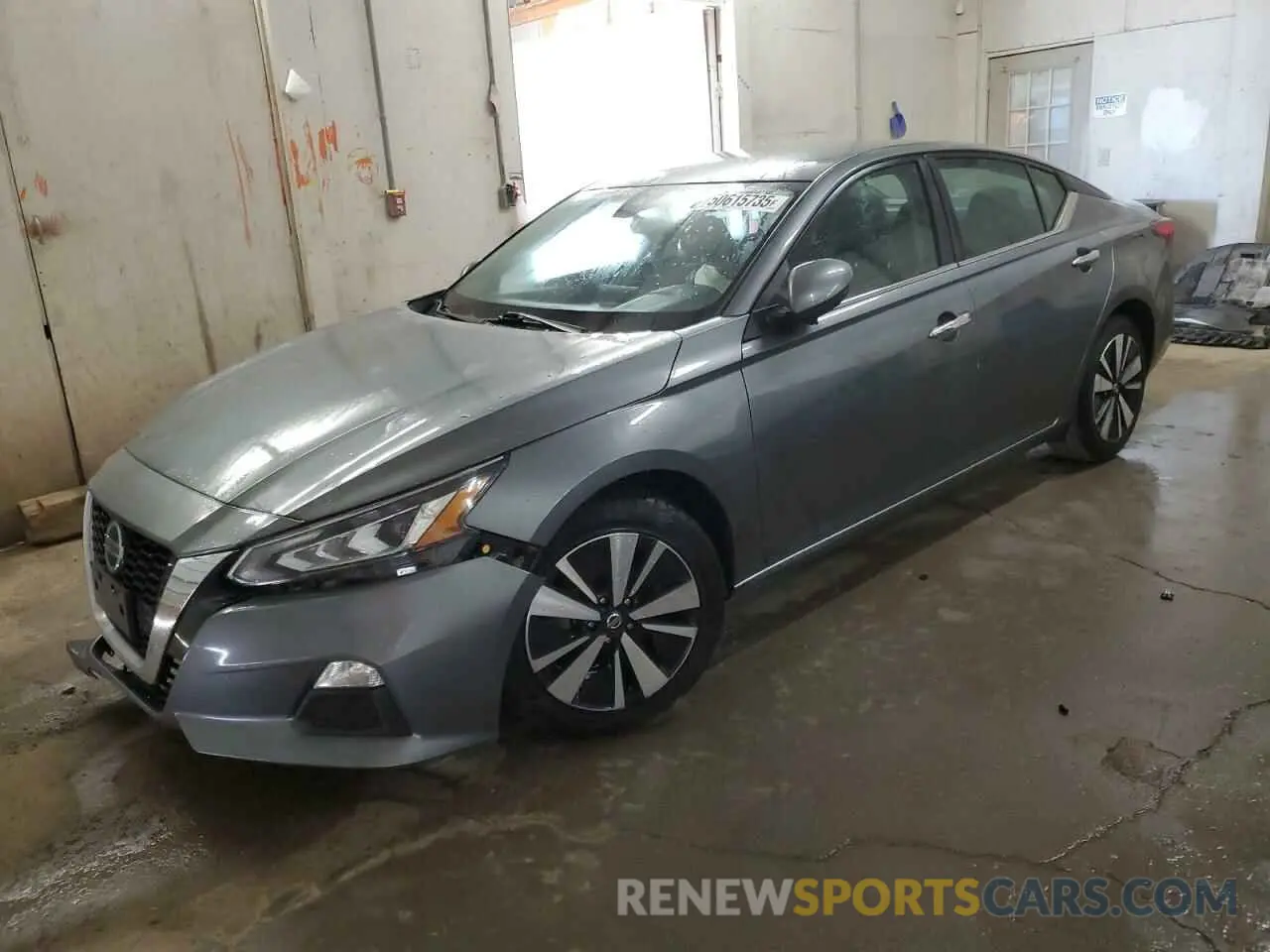 1 Photograph of a damaged car 1N4BL4DVXMN318834 NISSAN ALTIMA 2021