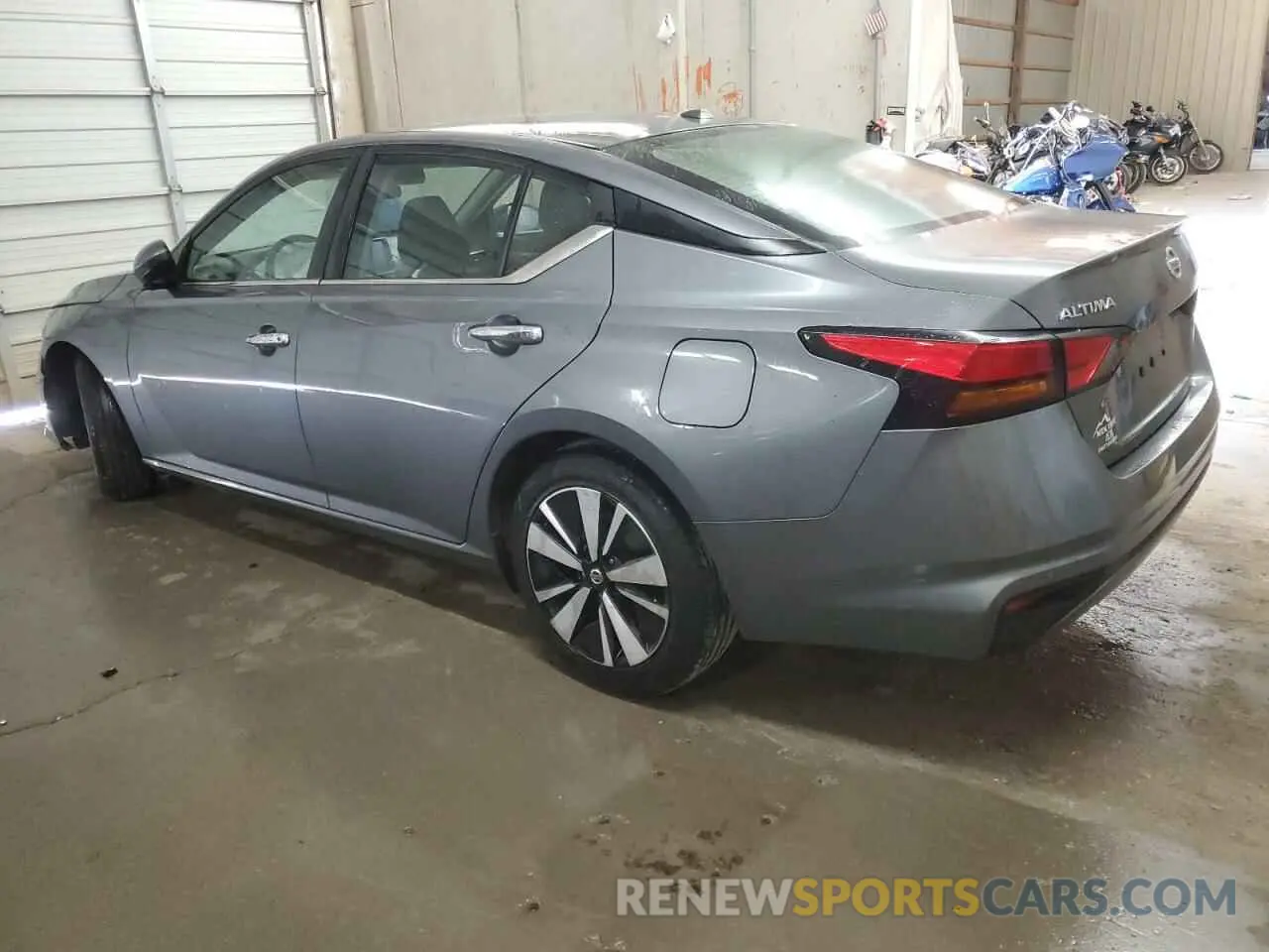 2 Photograph of a damaged car 1N4BL4DVXMN318834 NISSAN ALTIMA 2021