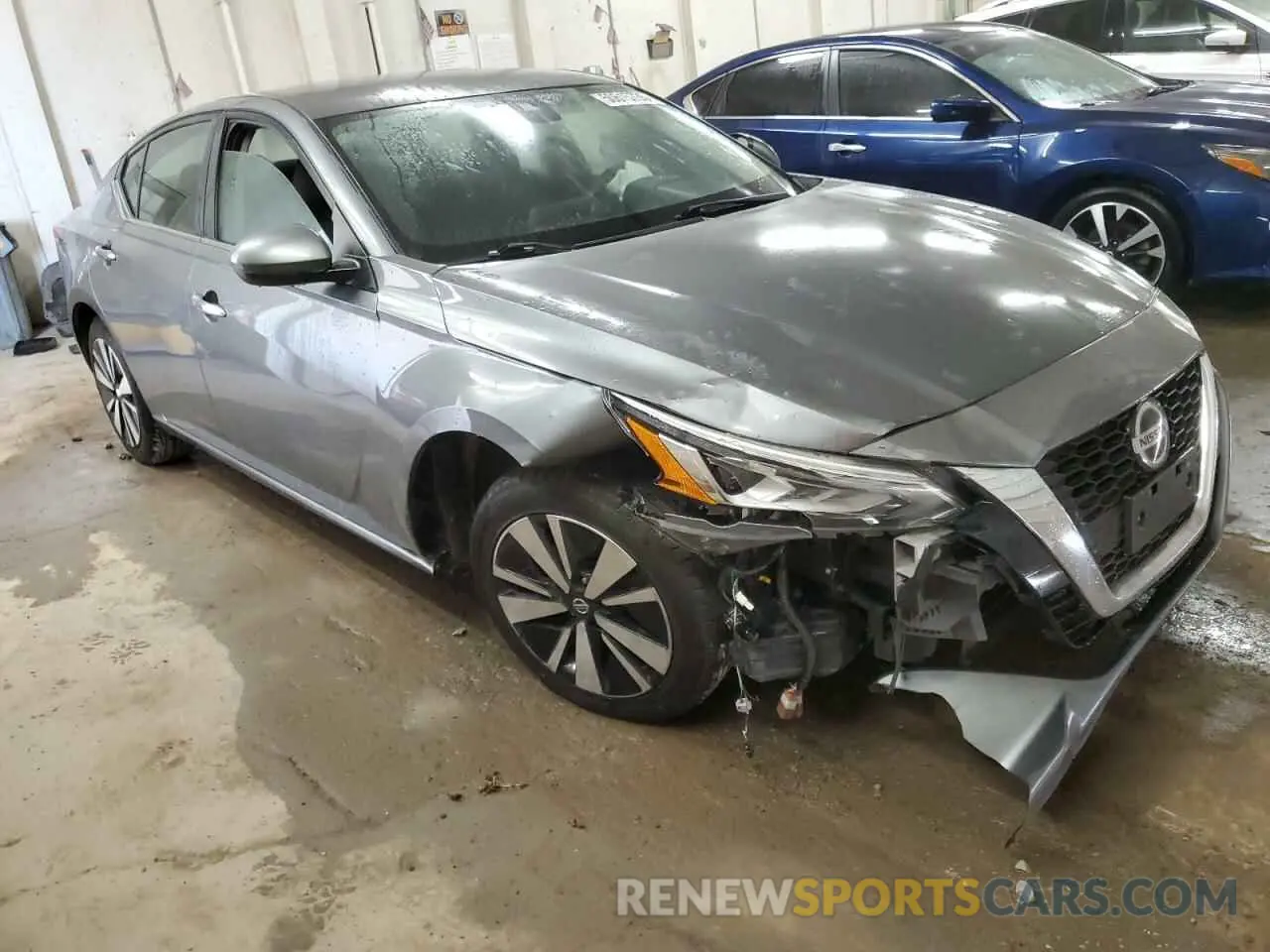 4 Photograph of a damaged car 1N4BL4DVXMN318834 NISSAN ALTIMA 2021