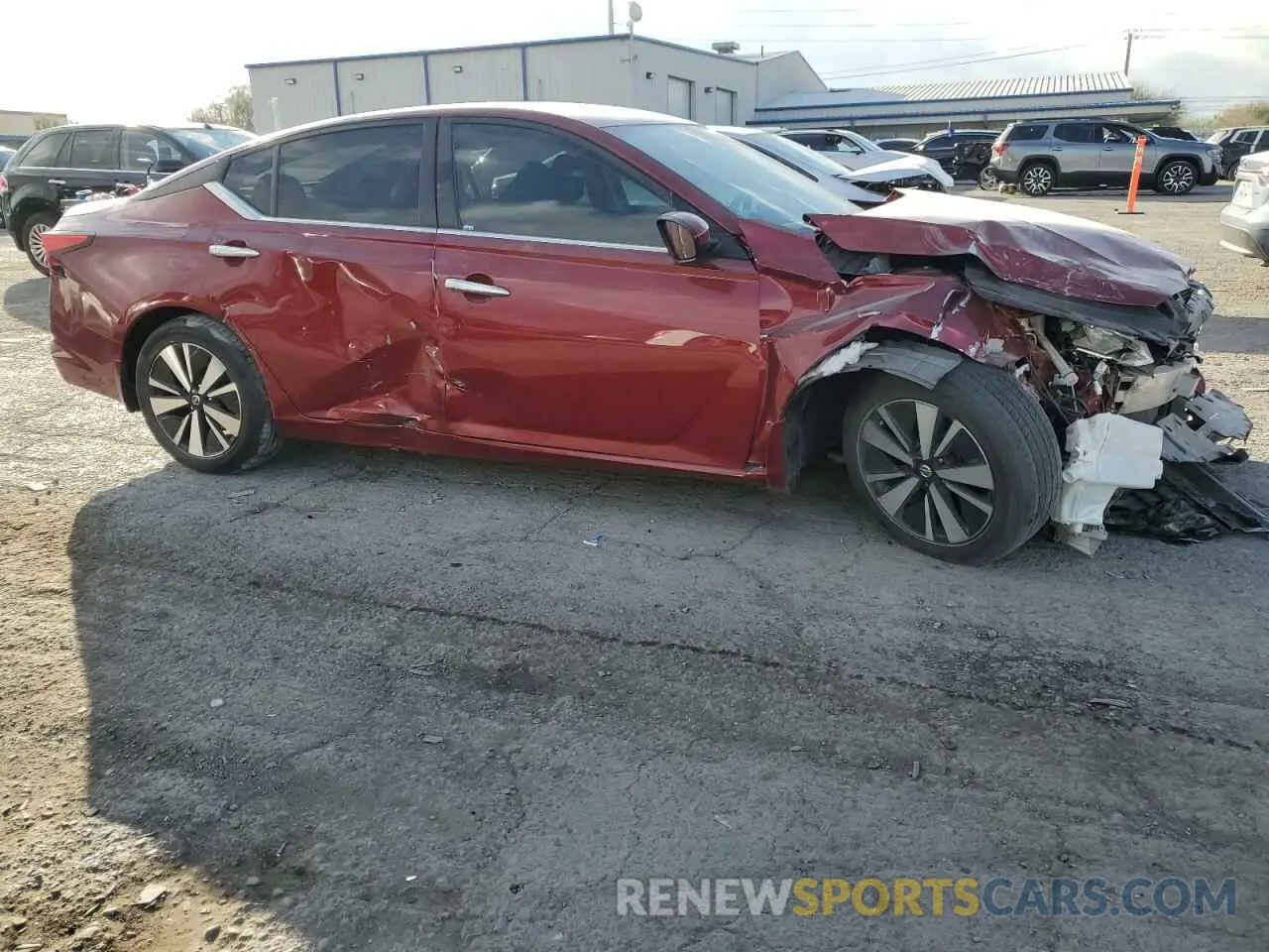 4 Photograph of a damaged car 1N4BL4DVXMN368391 NISSAN ALTIMA 2021