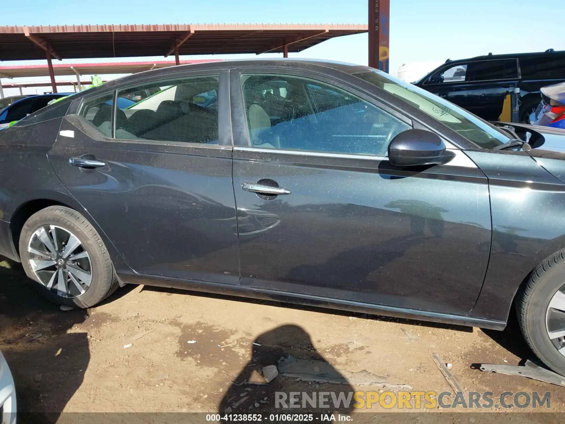 13 Photograph of a damaged car 1N4BL4DVXMN390570 NISSAN ALTIMA 2021