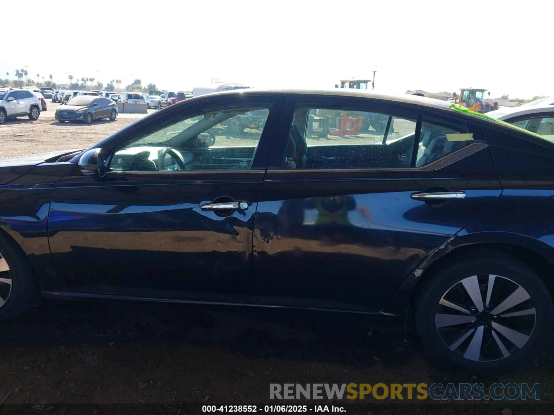14 Photograph of a damaged car 1N4BL4DVXMN390570 NISSAN ALTIMA 2021
