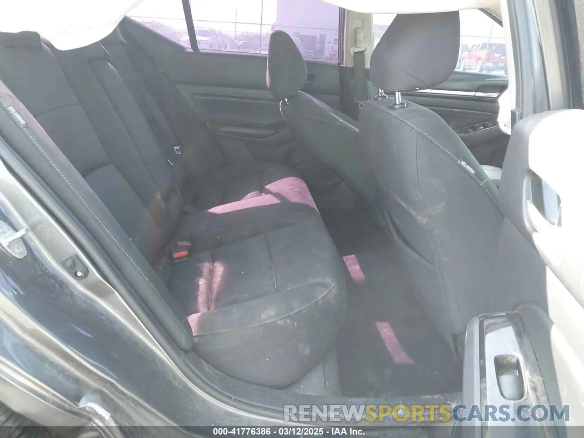 8 Photograph of a damaged car 1N4BL4DVXMN392836 NISSAN ALTIMA 2021