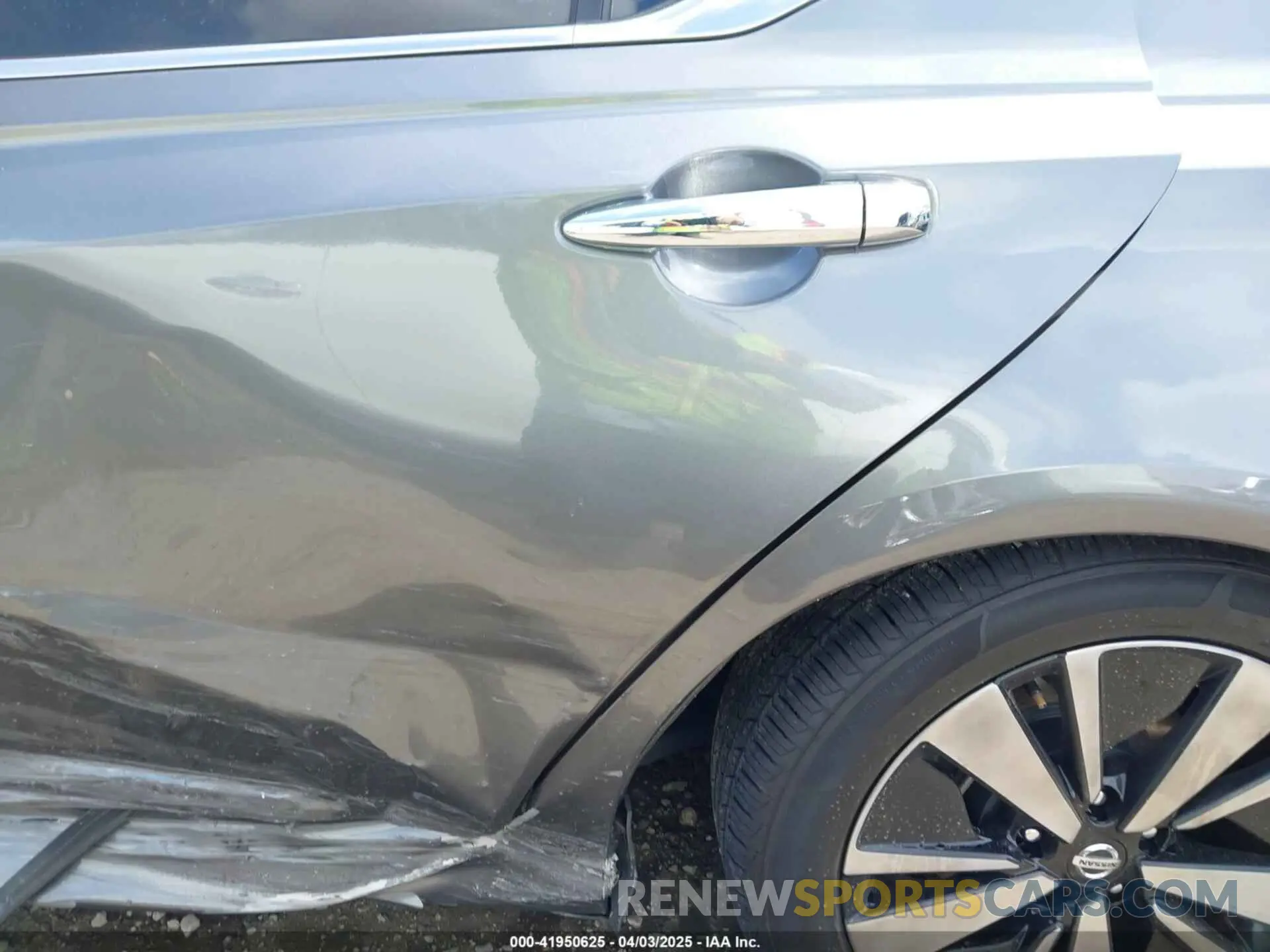 19 Photograph of a damaged car 1N4BL4DVXMN397308 NISSAN ALTIMA 2021