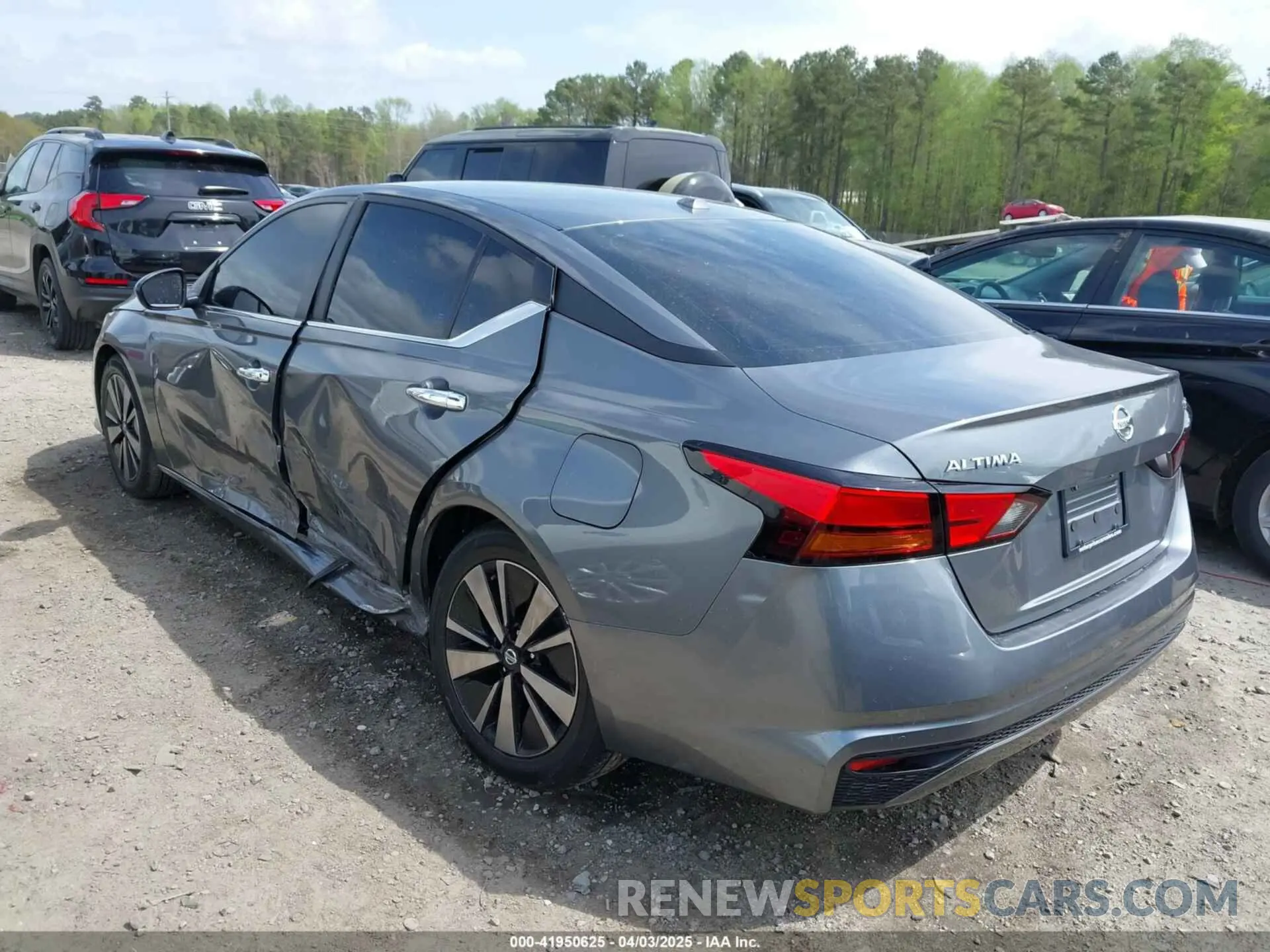 3 Photograph of a damaged car 1N4BL4DVXMN397308 NISSAN ALTIMA 2021