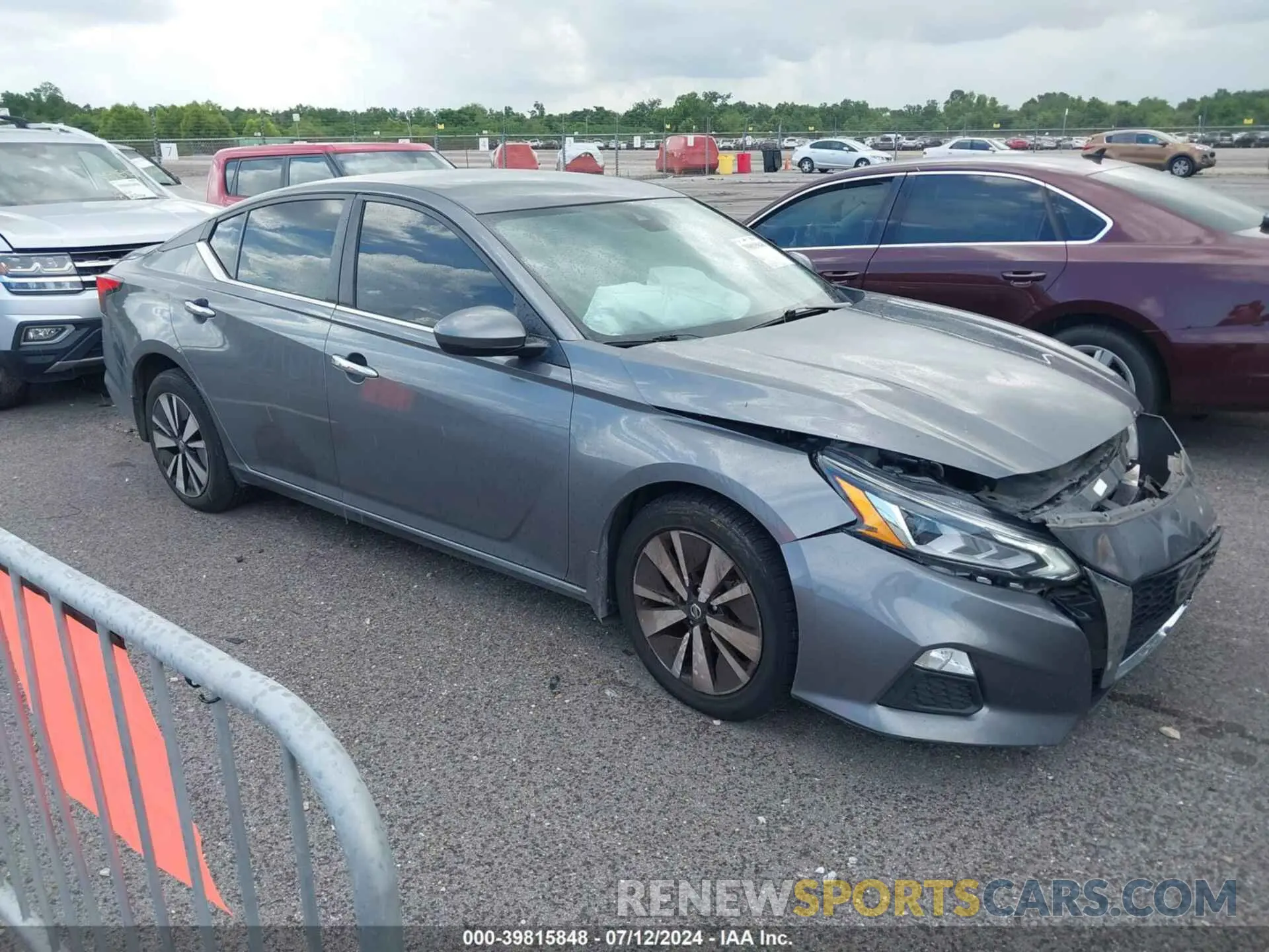 13 Photograph of a damaged car 1N4BL4DVXMN400935 NISSAN ALTIMA 2021