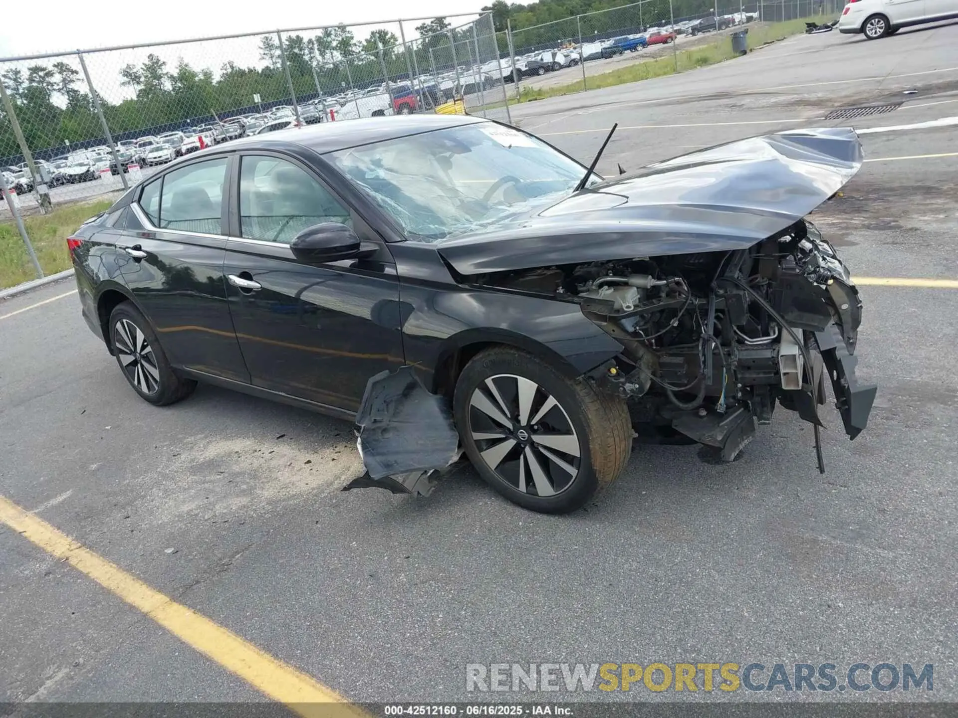 1 Photograph of a damaged car 1N4BL4DVXMN406122 NISSAN ALTIMA 2021