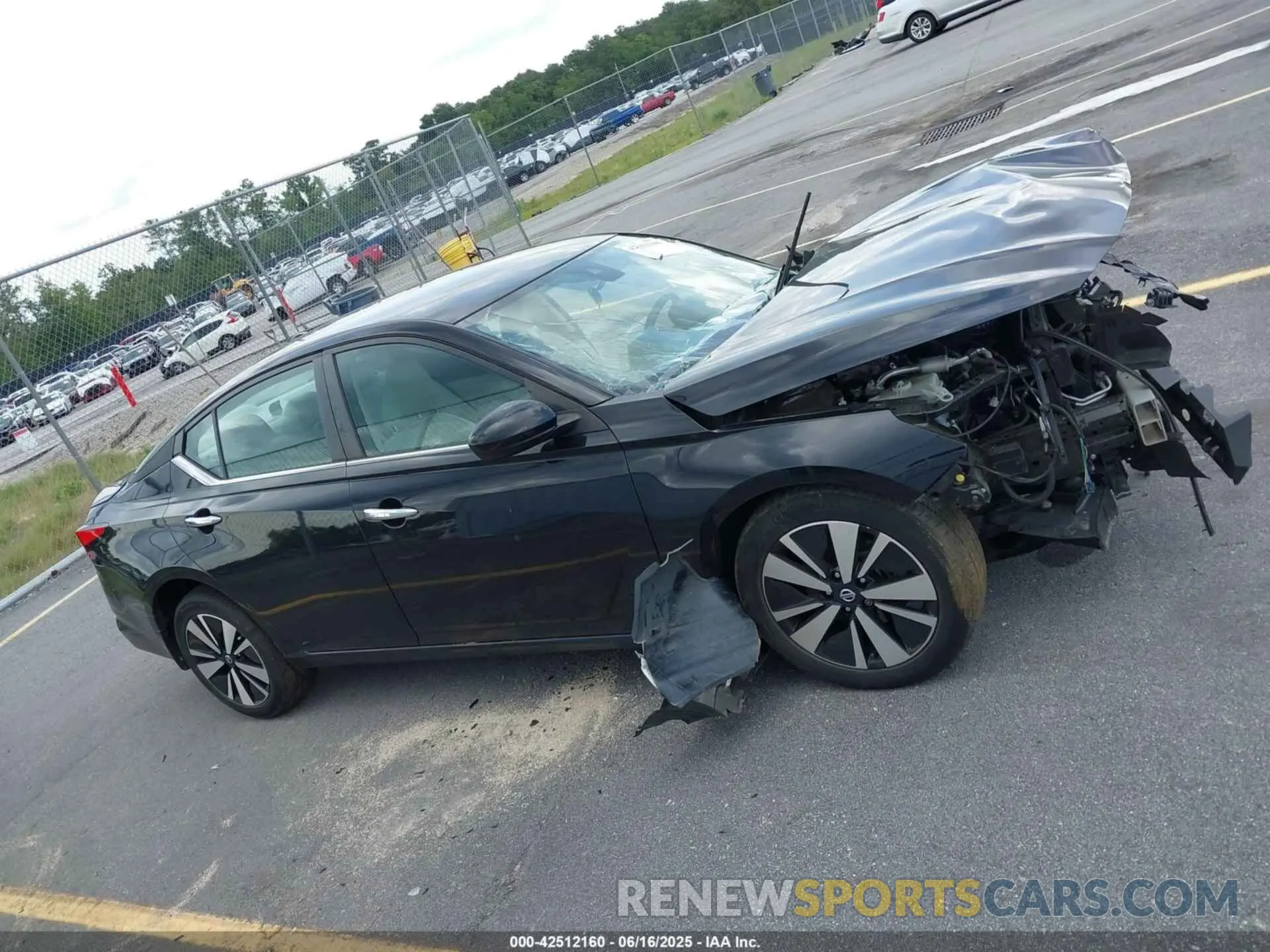 13 Photograph of a damaged car 1N4BL4DVXMN406122 NISSAN ALTIMA 2021