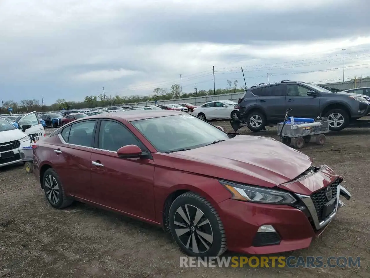 4 Photograph of a damaged car 1N4BL4DW0MN369641 NISSAN ALTIMA 2021