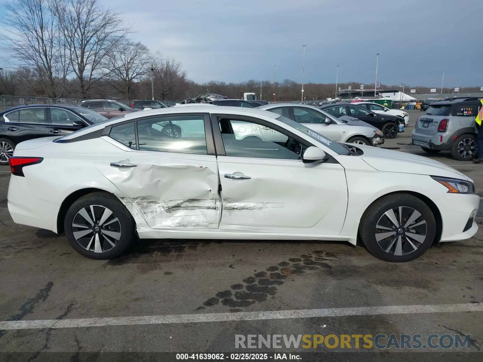 13 Photograph of a damaged car 1N4BL4DW1MN362374 NISSAN ALTIMA 2021