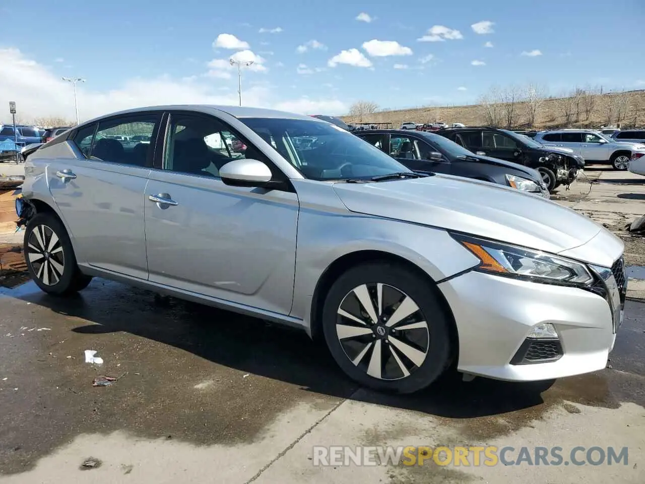 4 Photograph of a damaged car 1N4BL4DW2MN385145 NISSAN ALTIMA 2021