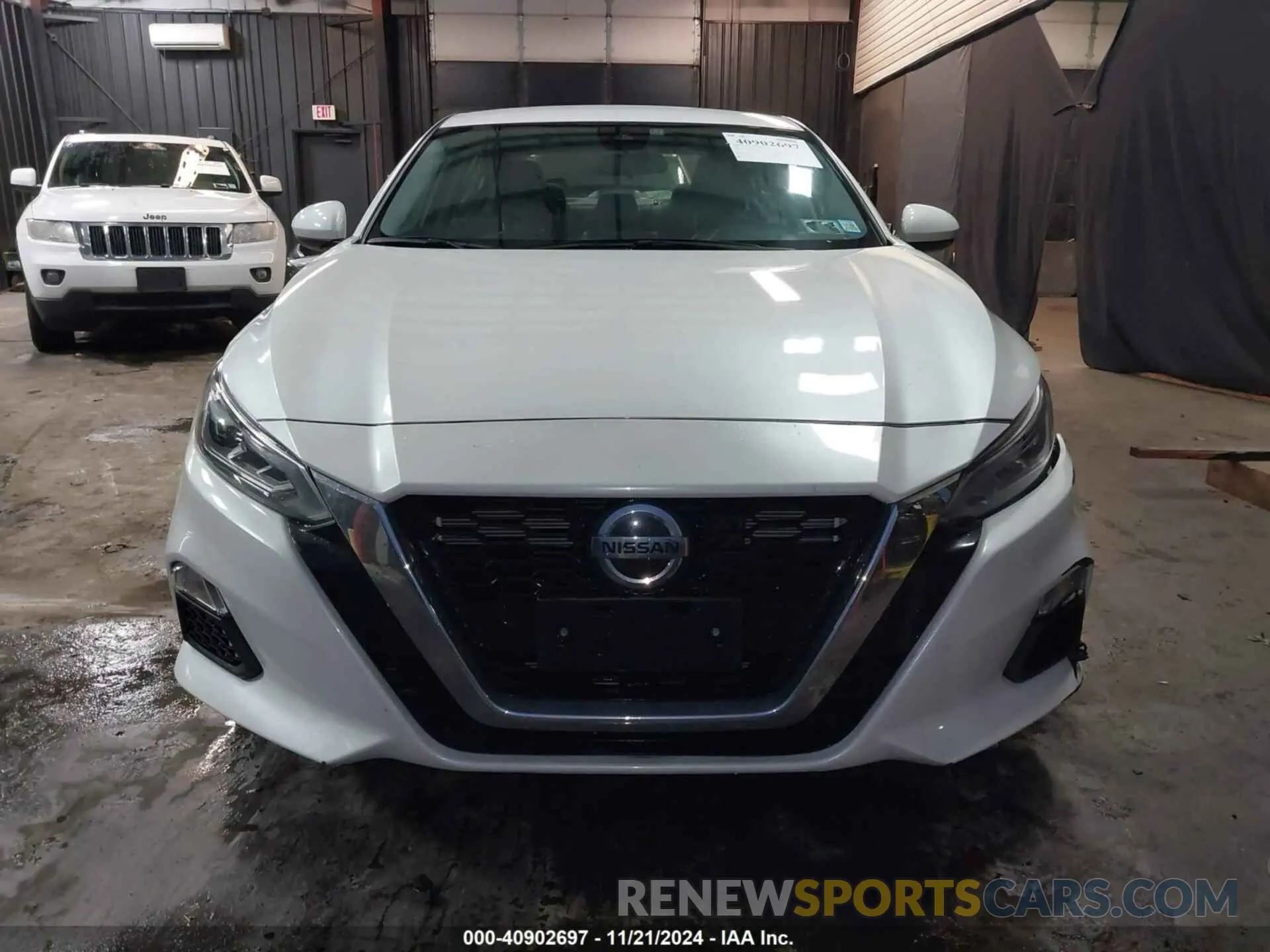 11 Photograph of a damaged car 1N4BL4DW3MN356298 NISSAN ALTIMA 2021