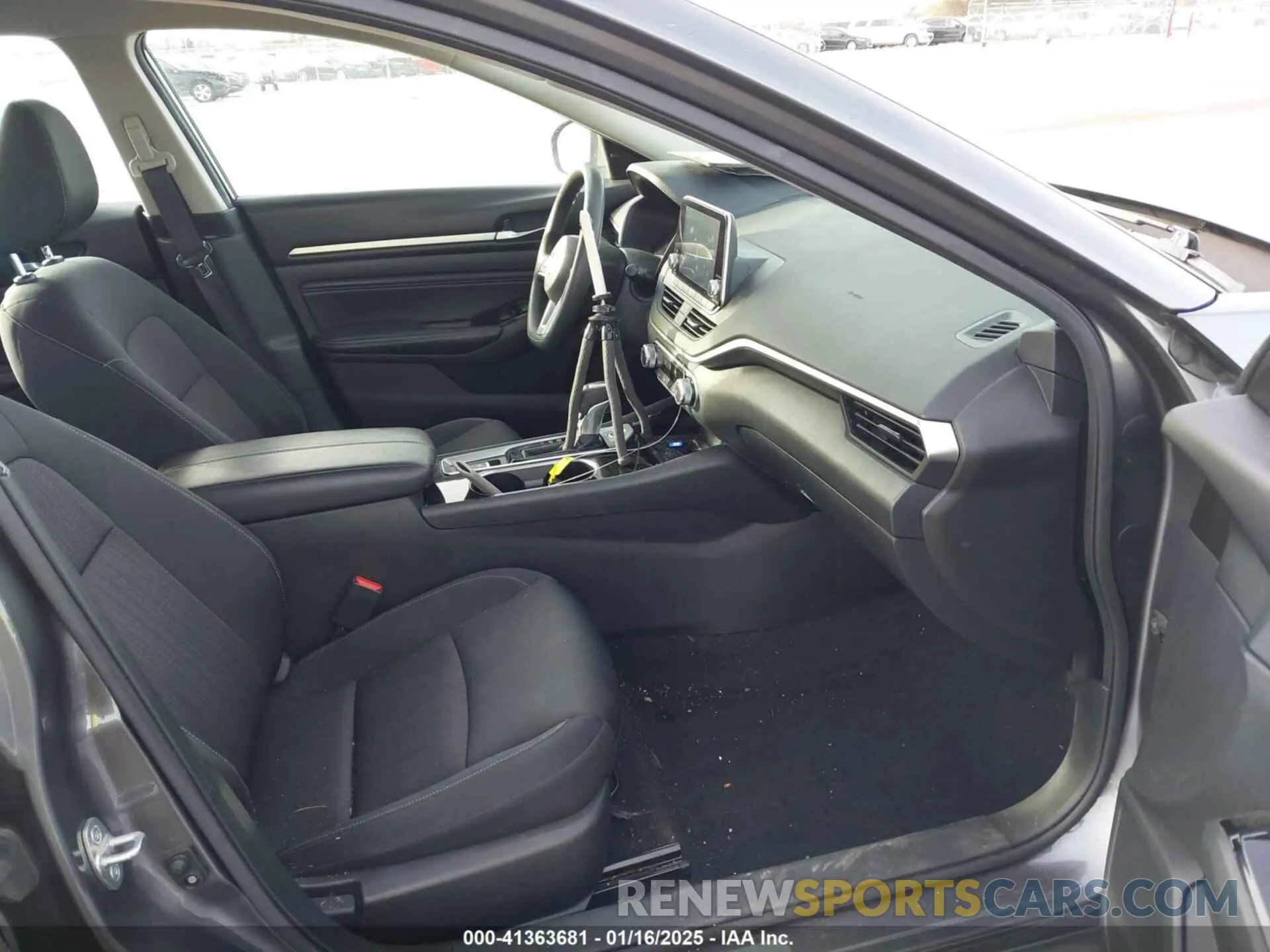 5 Photograph of a damaged car 1N4BL4DW6MN329368 NISSAN ALTIMA 2021