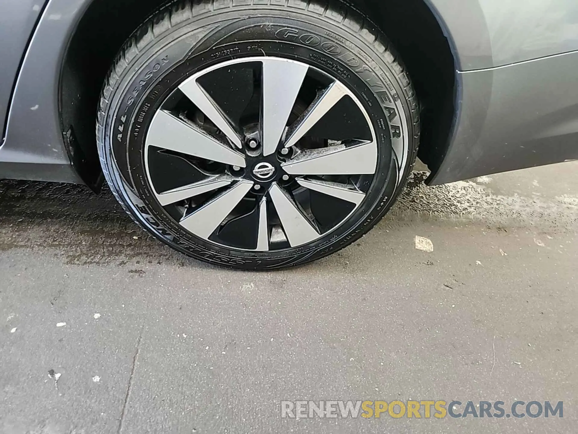 10 Photograph of a damaged car 1N4BL4DW7MN317889 NISSAN ALTIMA 2021