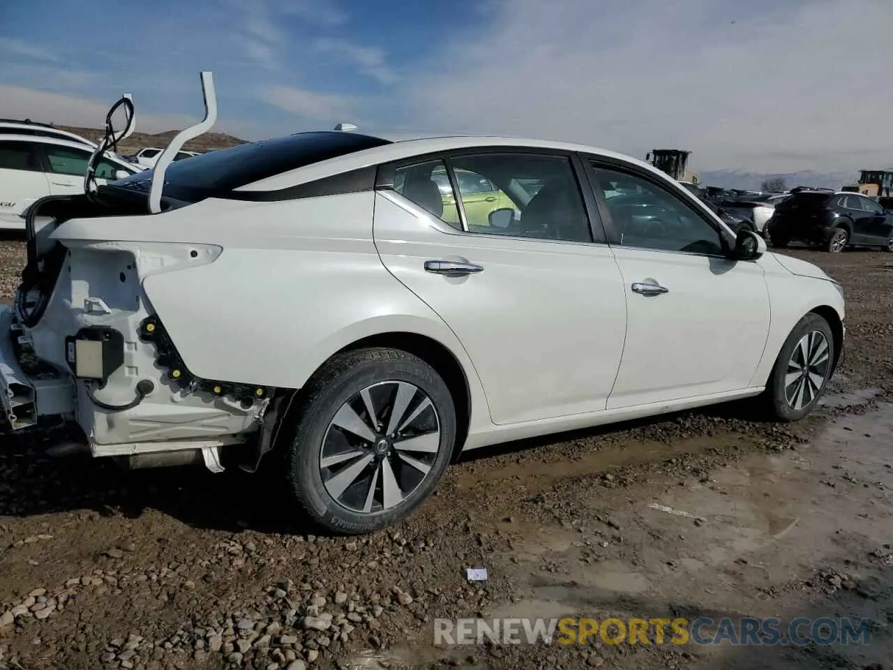 3 Photograph of a damaged car 1N4BL4DW7MN376876 NISSAN ALTIMA 2021