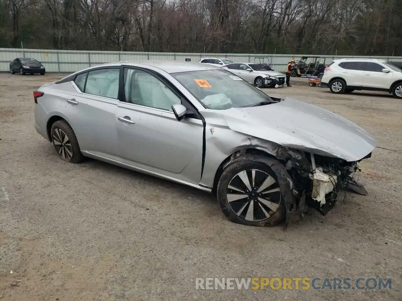 4 Photograph of a damaged car 1N4BL4DW8MN312443 NISSAN ALTIMA 2021