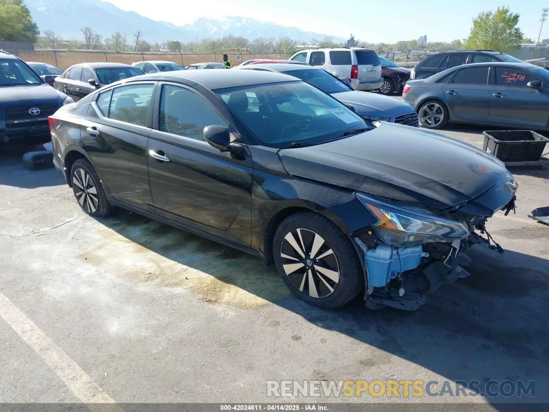 1 Photograph of a damaged car 1N4BL4DW8MN364302 NISSAN ALTIMA 2021