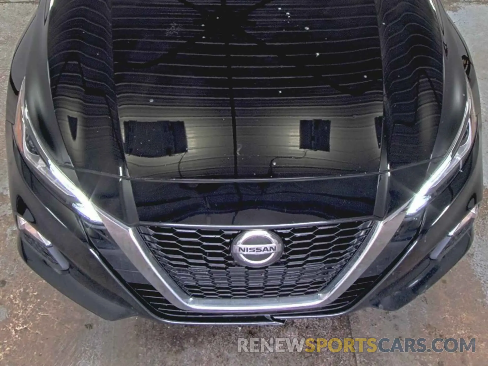 31 Photograph of a damaged car 1N4BL4DW9MN317764 NISSAN ALTIMA 2021