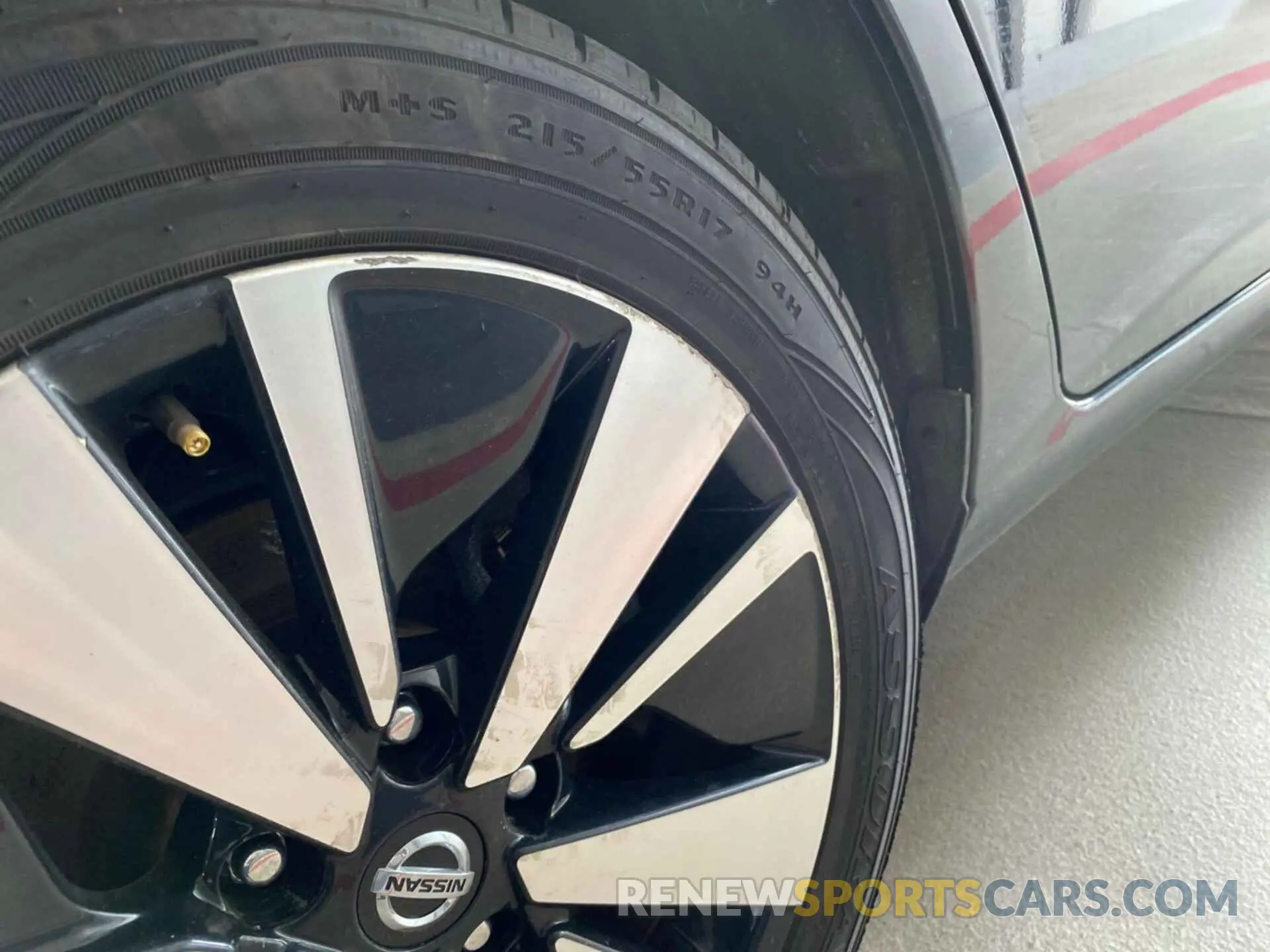 32 Photograph of a damaged car 1N4BL4DW9MN317764 NISSAN ALTIMA 2021