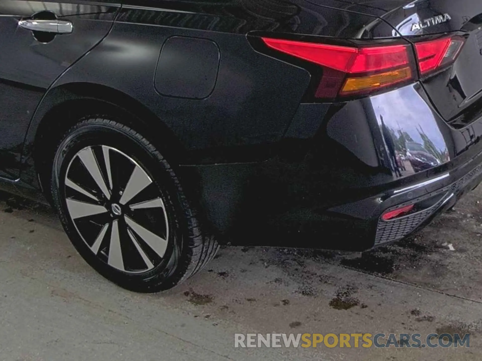 6 Photograph of a damaged car 1N4BL4DW9MN317764 NISSAN ALTIMA 2021