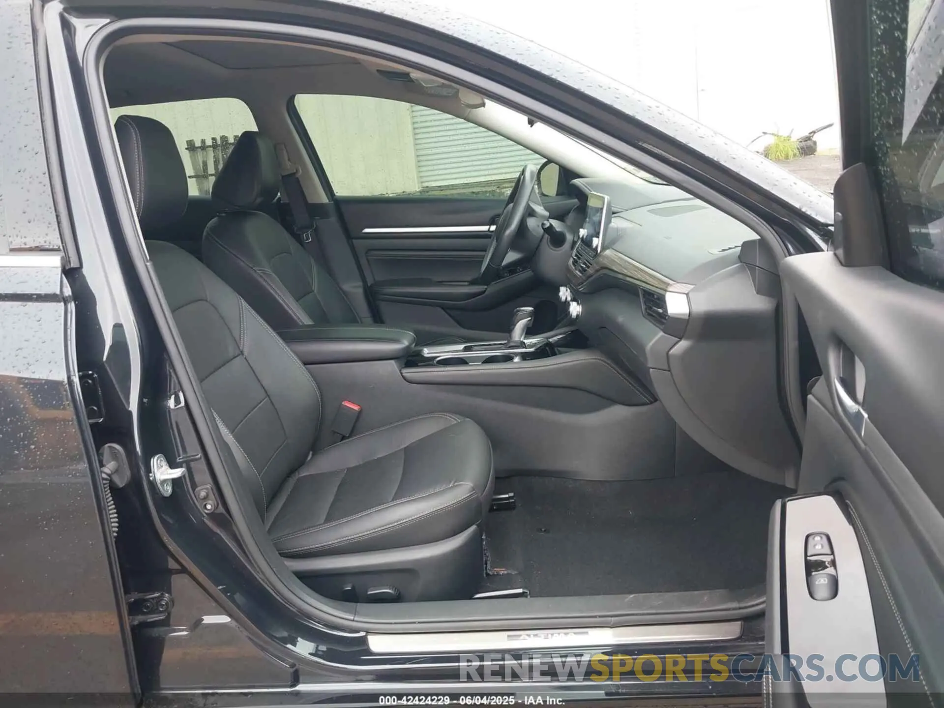 5 Photograph of a damaged car 1N4BL4EV3MN372698 NISSAN ALTIMA 2021