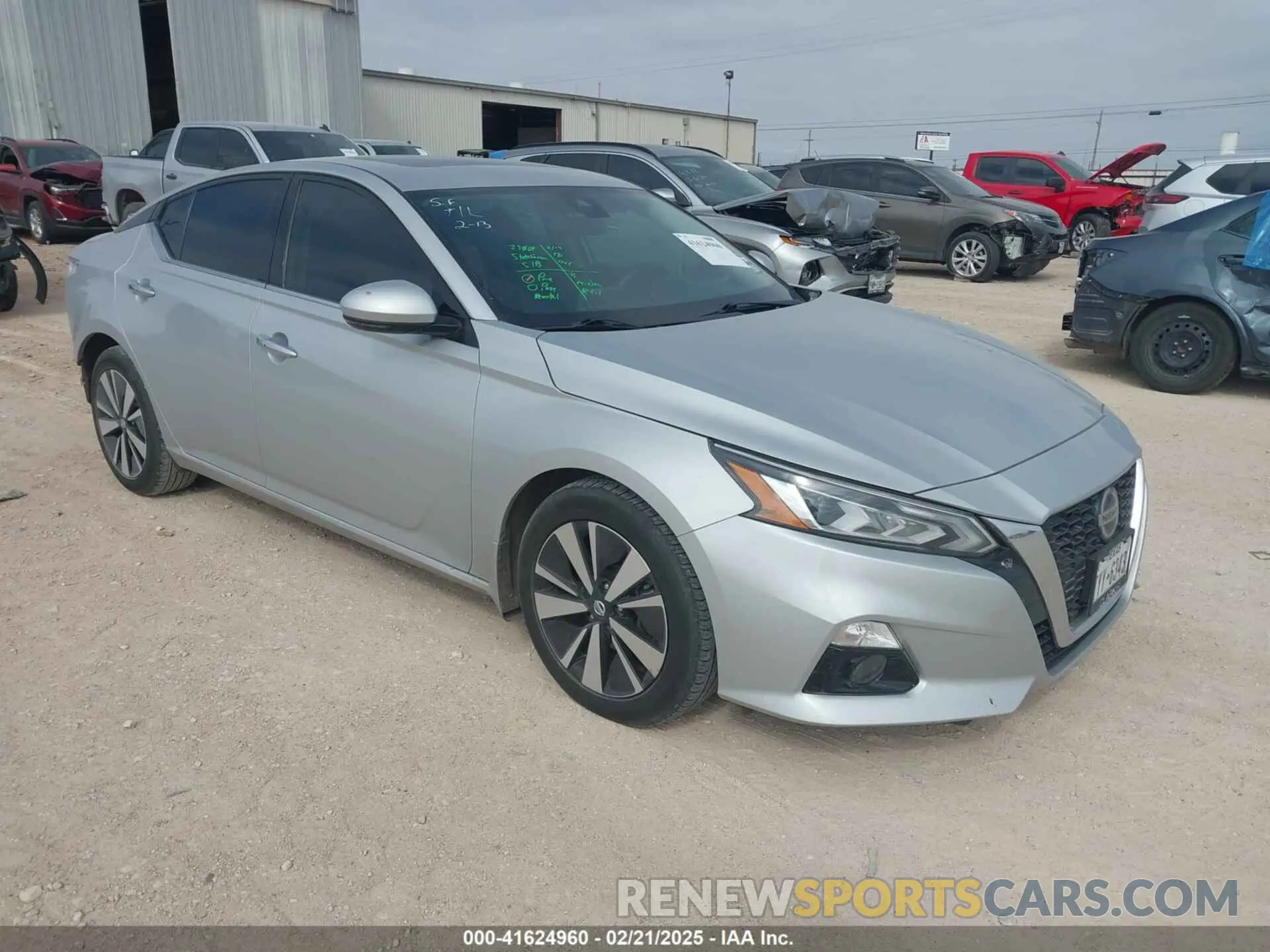 1 Photograph of a damaged car 1N4BL4EV7MN333550 NISSAN ALTIMA 2021