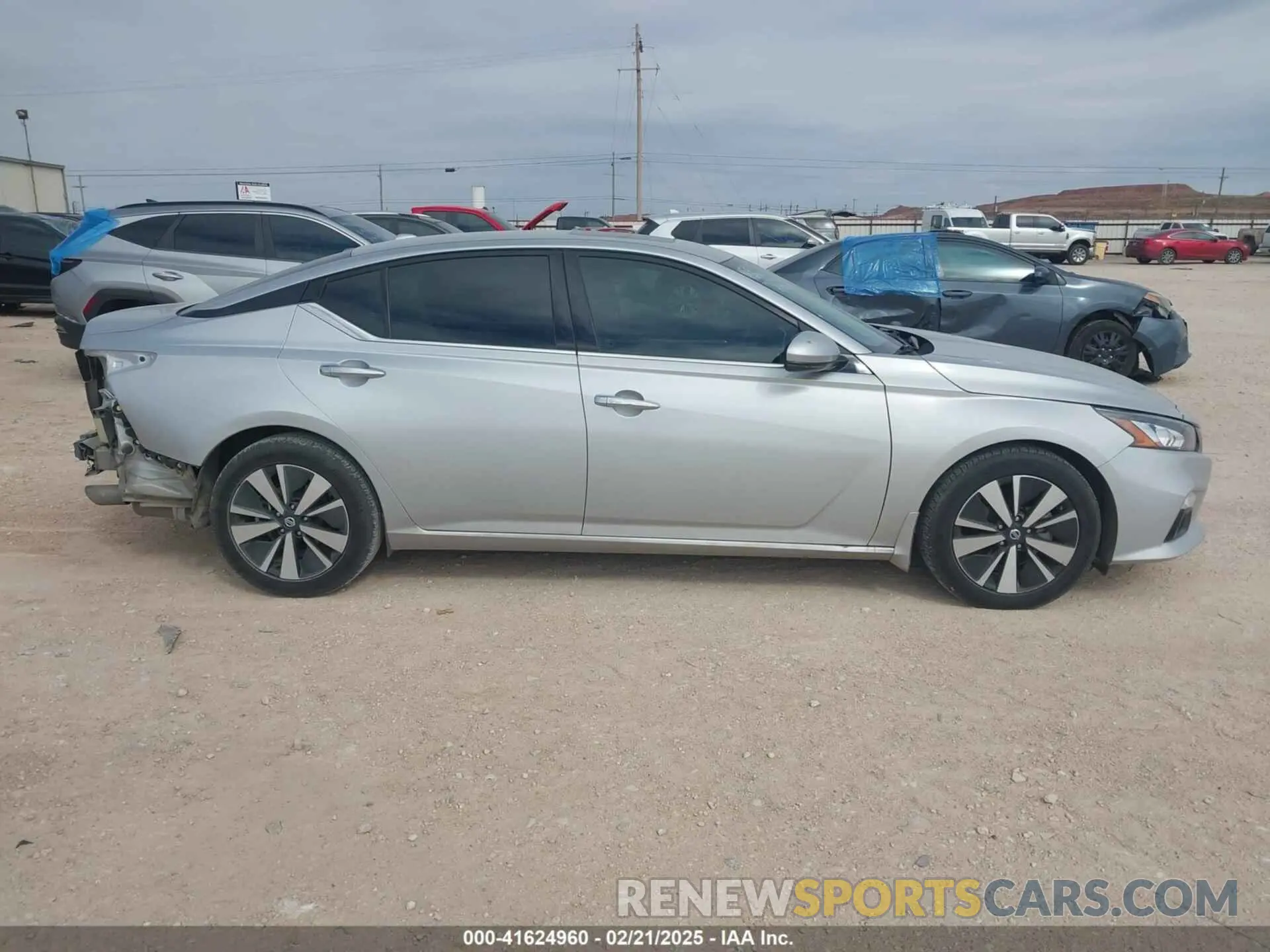 14 Photograph of a damaged car 1N4BL4EV7MN333550 NISSAN ALTIMA 2021