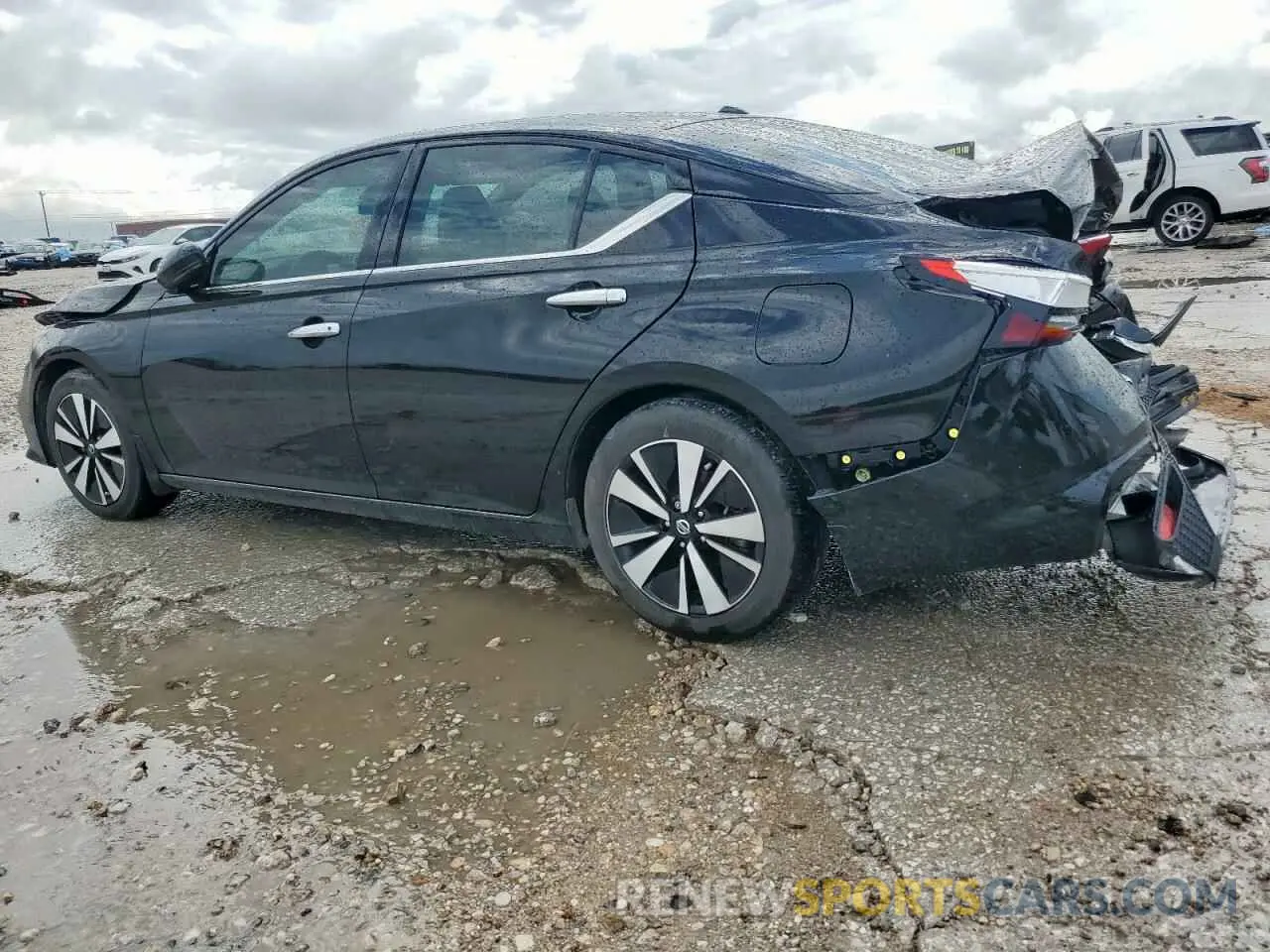 2 Photograph of a damaged car 1N4BL4EV8MN358831 NISSAN ALTIMA 2021