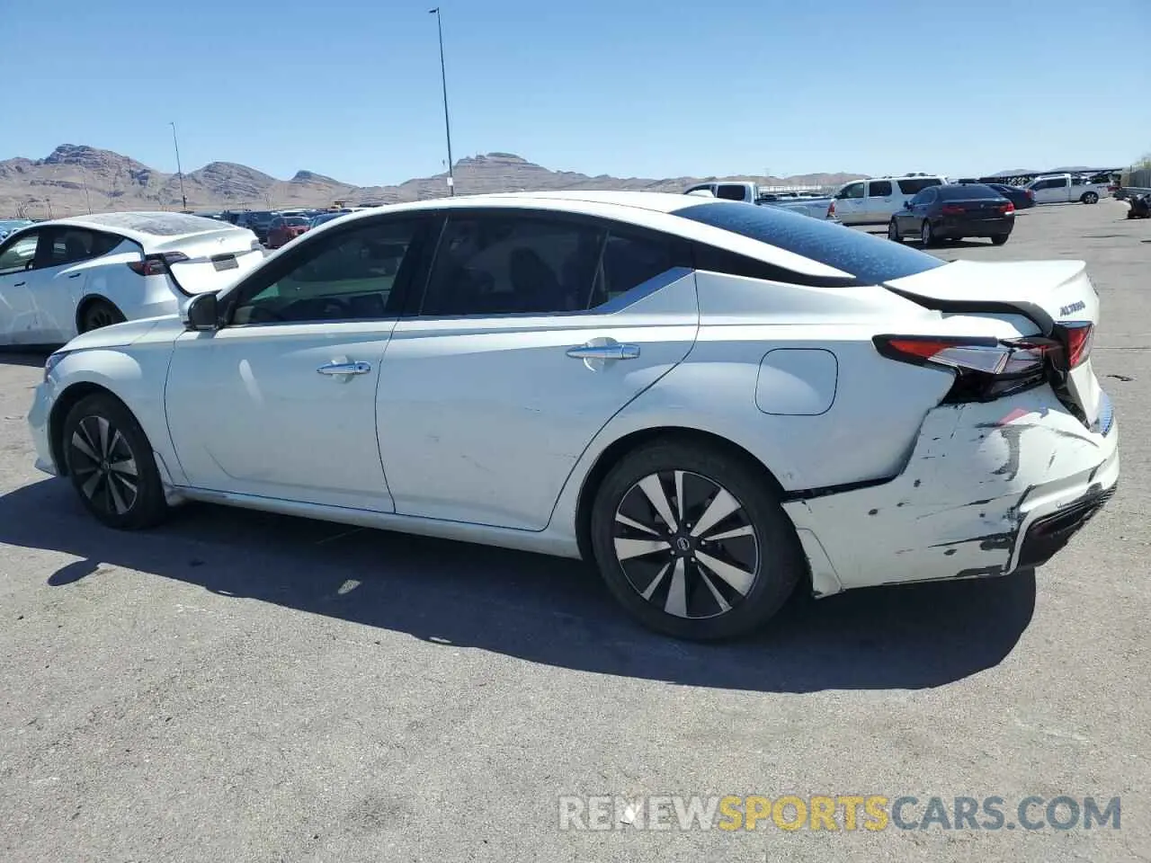 2 Photograph of a damaged car 1N4BL4EV8MN389769 NISSAN ALTIMA 2021