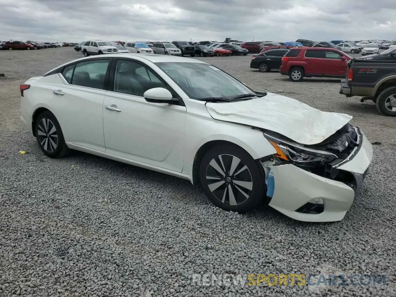 4 Photograph of a damaged car 1N4BL4EV9MN311338 NISSAN ALTIMA 2021