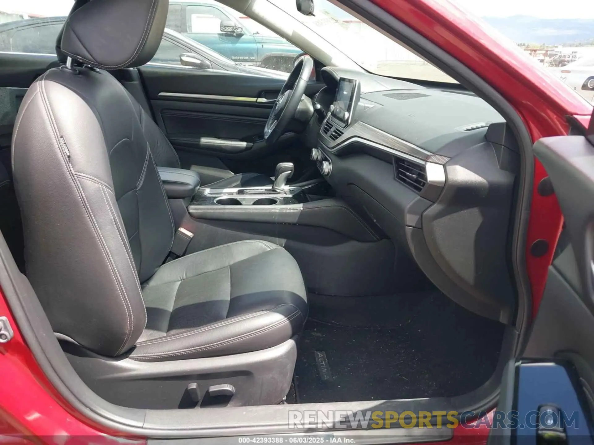5 Photograph of a damaged car 1N4BL4EW7MN344136 NISSAN ALTIMA 2021