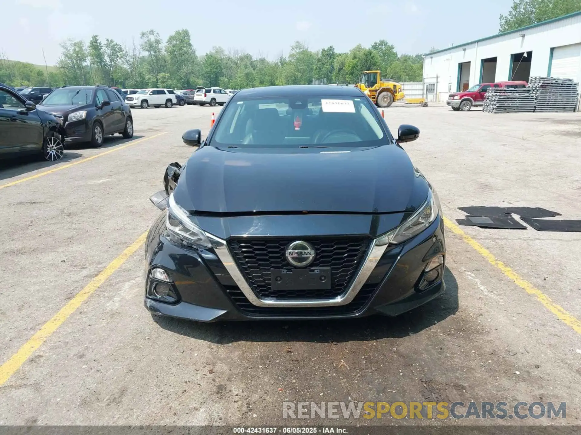13 Photograph of a damaged car 1N4BL4EW9MN340105 NISSAN ALTIMA 2021