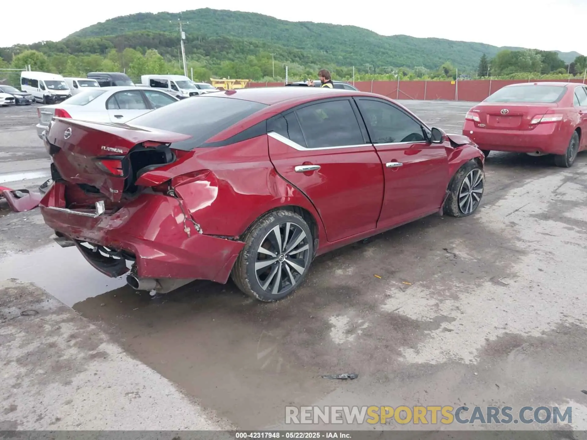 4 Photograph of a damaged car 1N4BL4FW5MN314843 NISSAN ALTIMA 2021