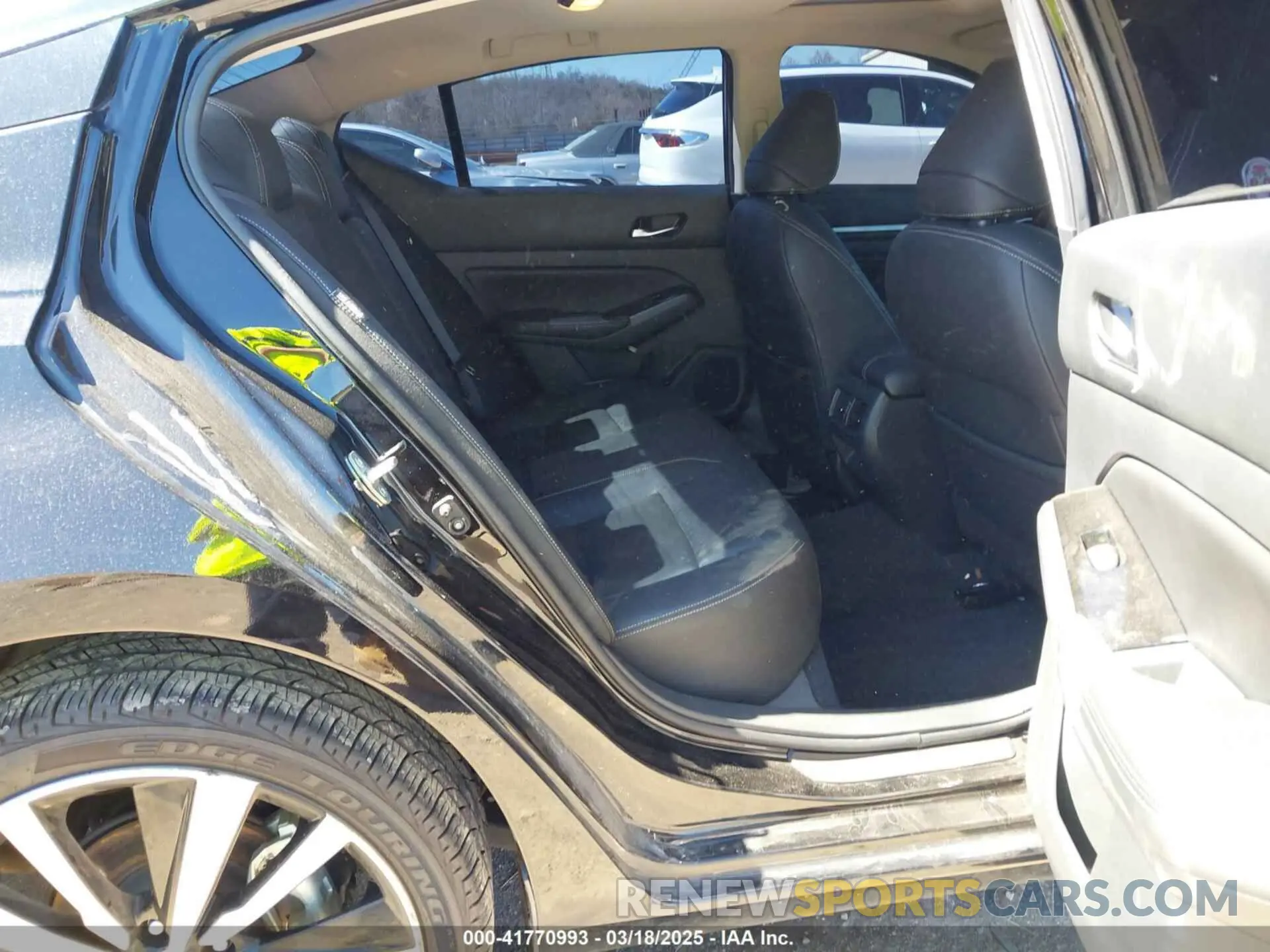 8 Photograph of a damaged car 1N4BL4FW6MN356485 NISSAN ALTIMA 2021