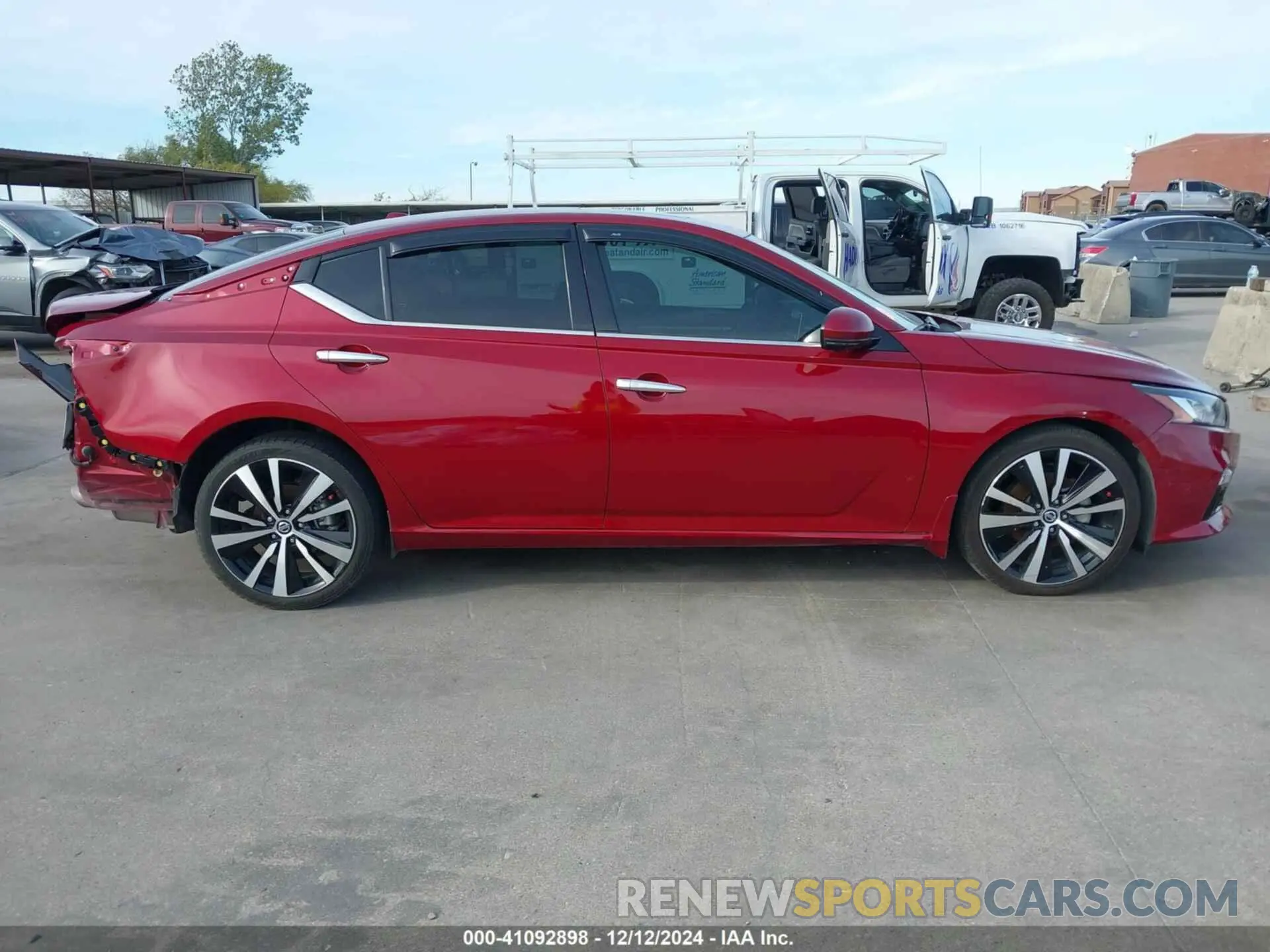 14 Photograph of a damaged car 1N4BL4FW7MN383162 NISSAN ALTIMA 2021
