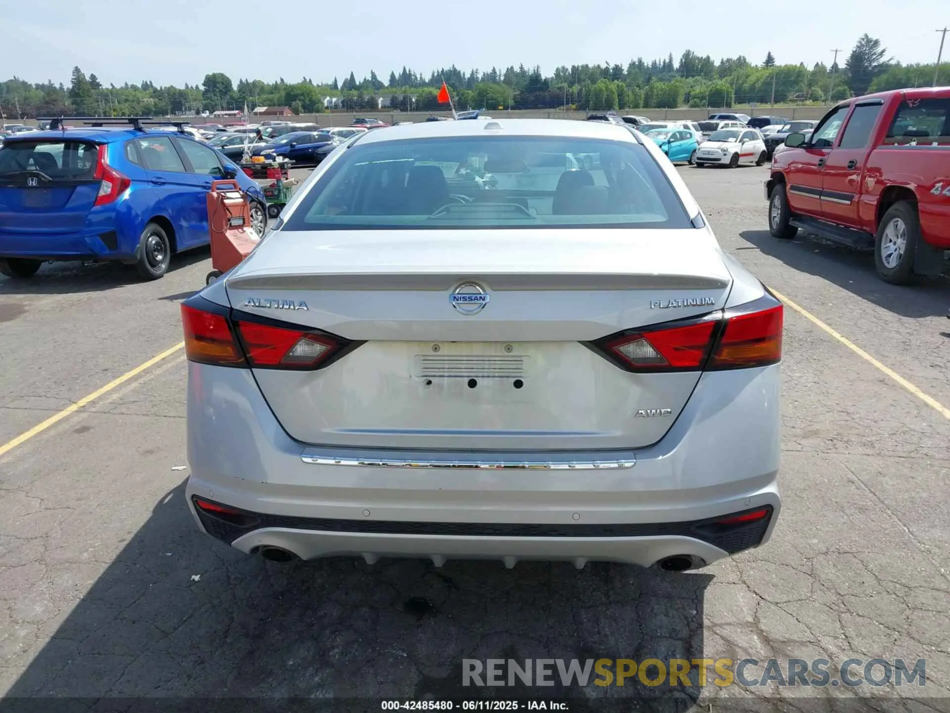 17 Photograph of a damaged car 1N4BL4FW9MN316546 NISSAN ALTIMA 2021