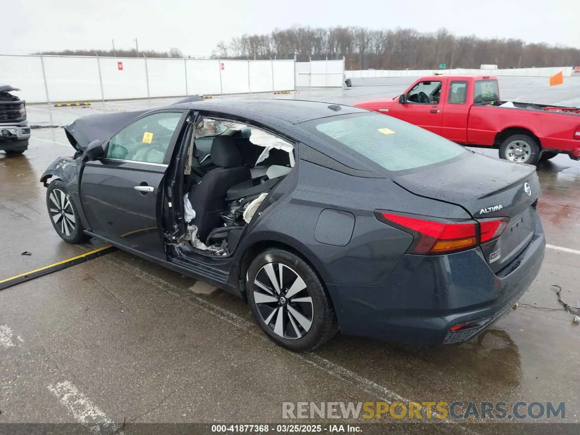 3 Photograph of a damaged car 1N4BL4dv8mn391488 NISSAN ALTIMA 2021