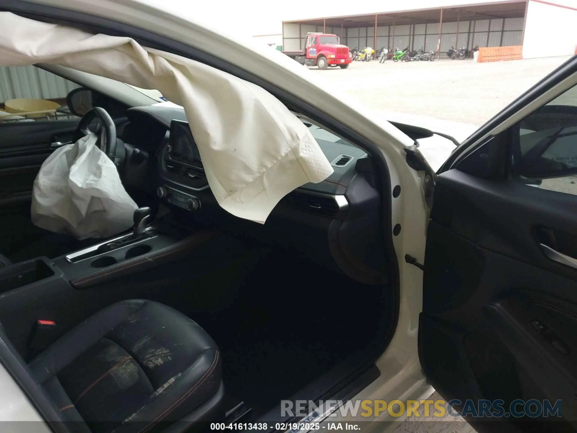 5 Photograph of a damaged car 1N4AL4CV5NN342294 NISSAN ALTIMA 2022