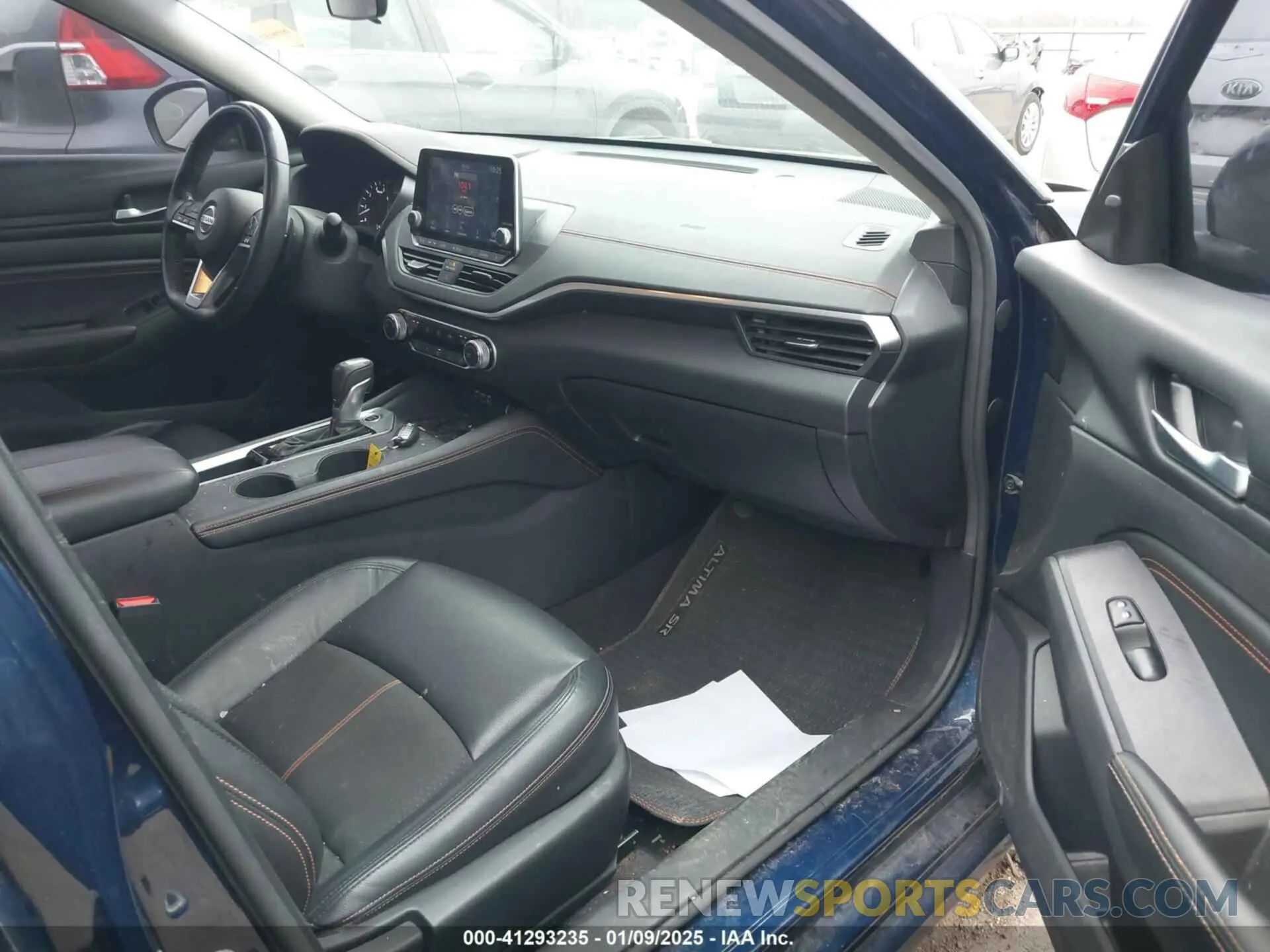 5 Photograph of a damaged car 1N4AL4CVXNN342372 NISSAN ALTIMA 2022