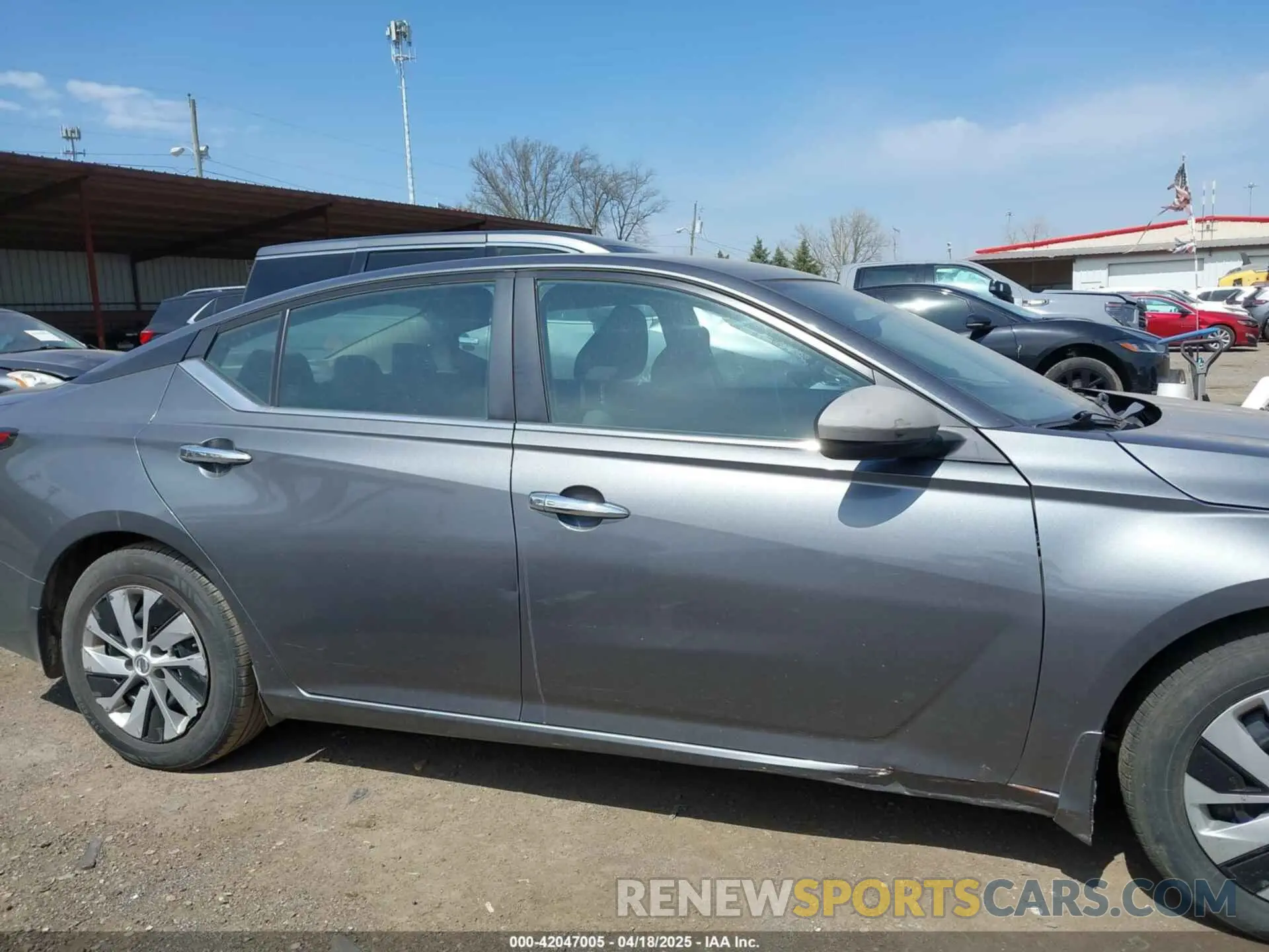 14 Photograph of a damaged car 1N4BL4BV0NN323092 NISSAN ALTIMA 2022