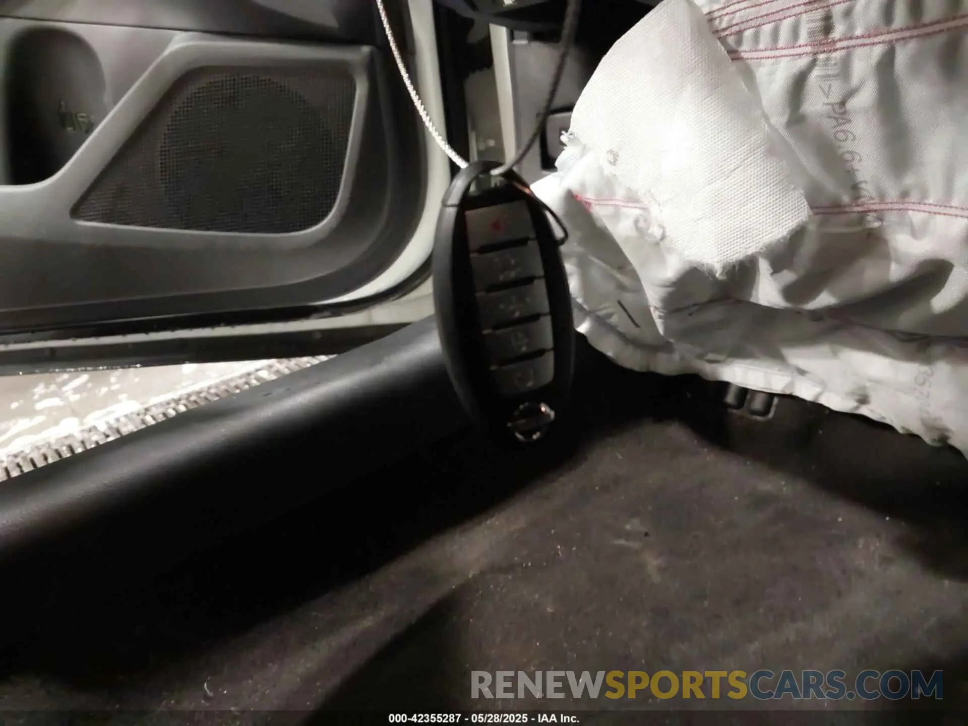 11 Photograph of a damaged car 1N4BL4BV0NN347277 NISSAN ALTIMA 2022