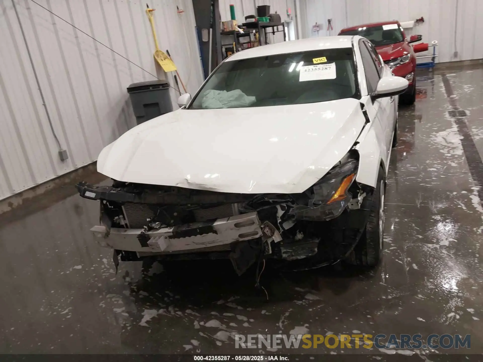 12 Photograph of a damaged car 1N4BL4BV0NN347277 NISSAN ALTIMA 2022