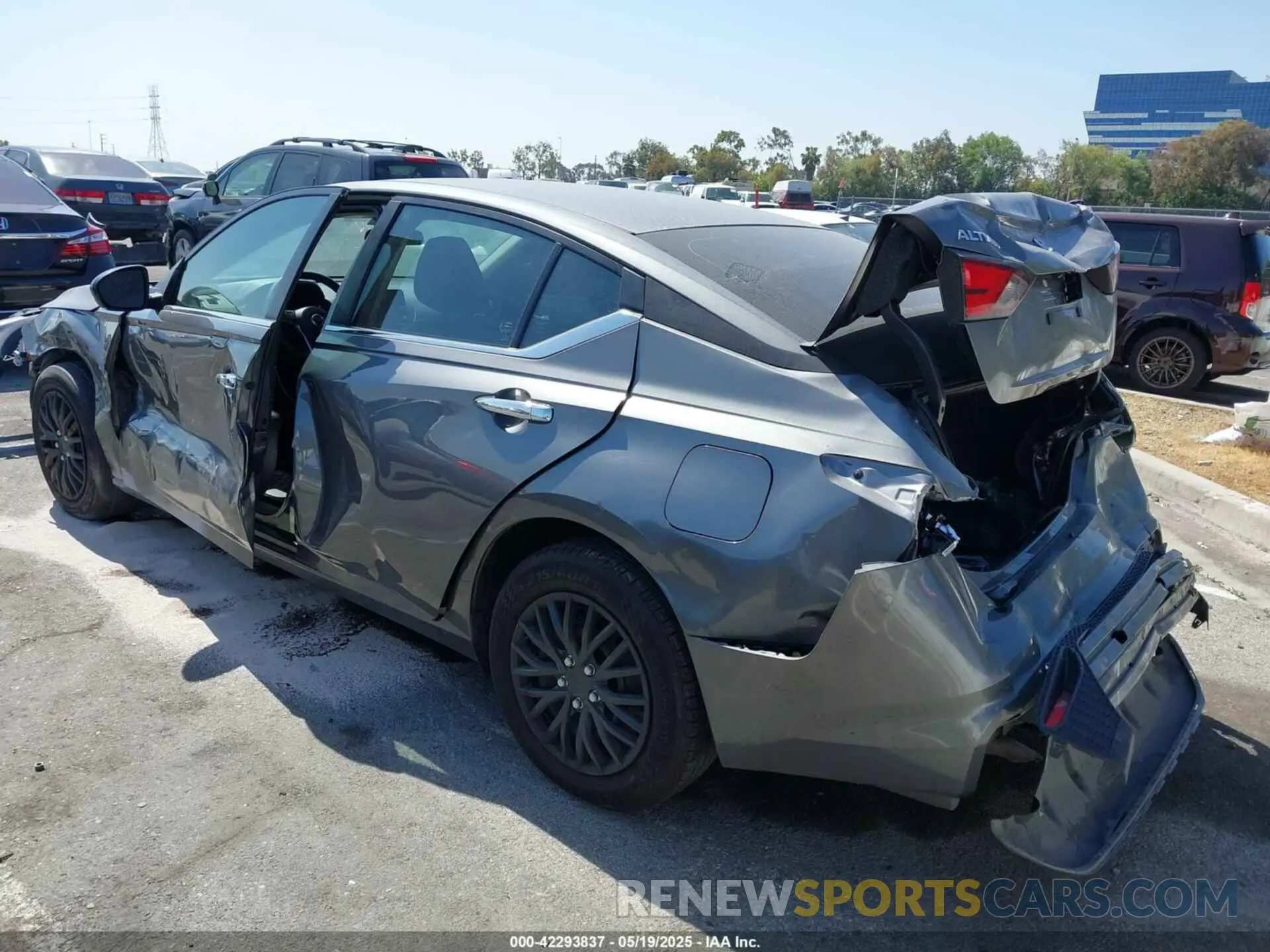 3 Photograph of a damaged car 1N4BL4BV0NN390260 NISSAN ALTIMA 2022