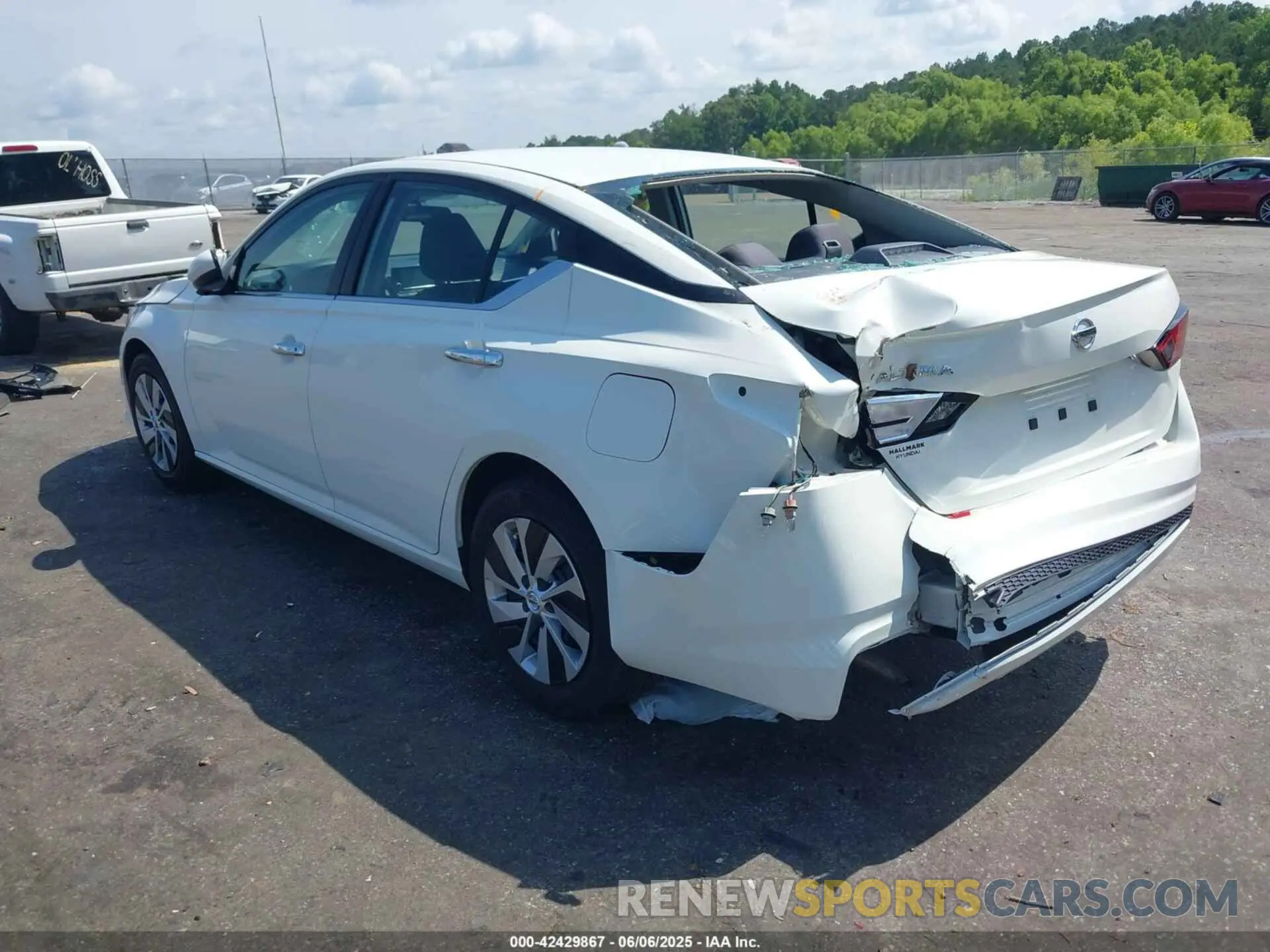 3 Photograph of a damaged car 1N4BL4BV1NN369997 NISSAN ALTIMA 2022