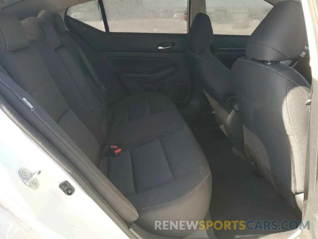 11 Photograph of a damaged car 1N4BL4BV1NN401864 NISSAN ALTIMA 2022