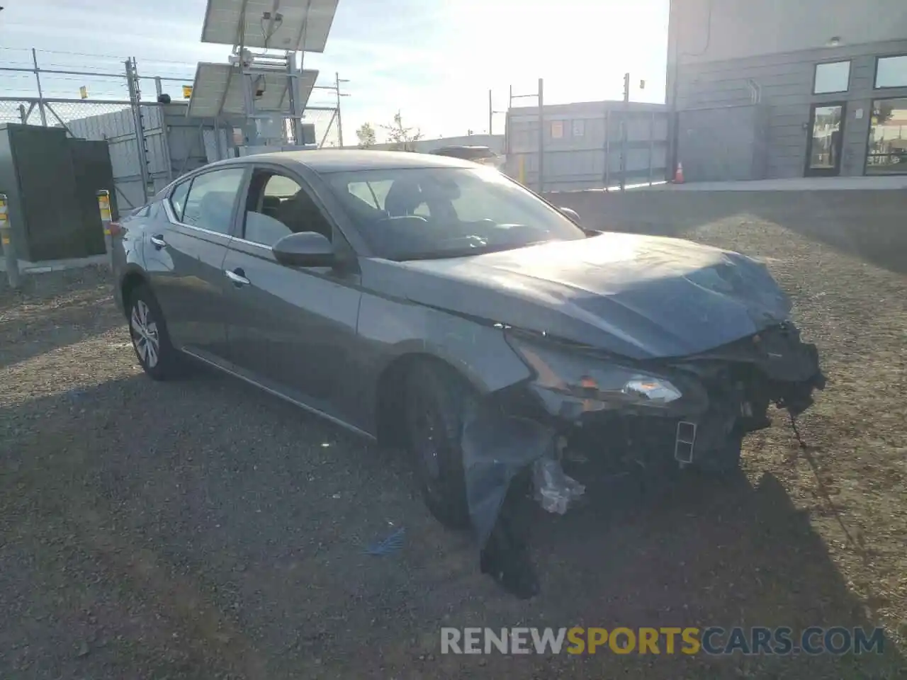 4 Photograph of a damaged car 1N4BL4BV2NN327743 NISSAN ALTIMA 2022