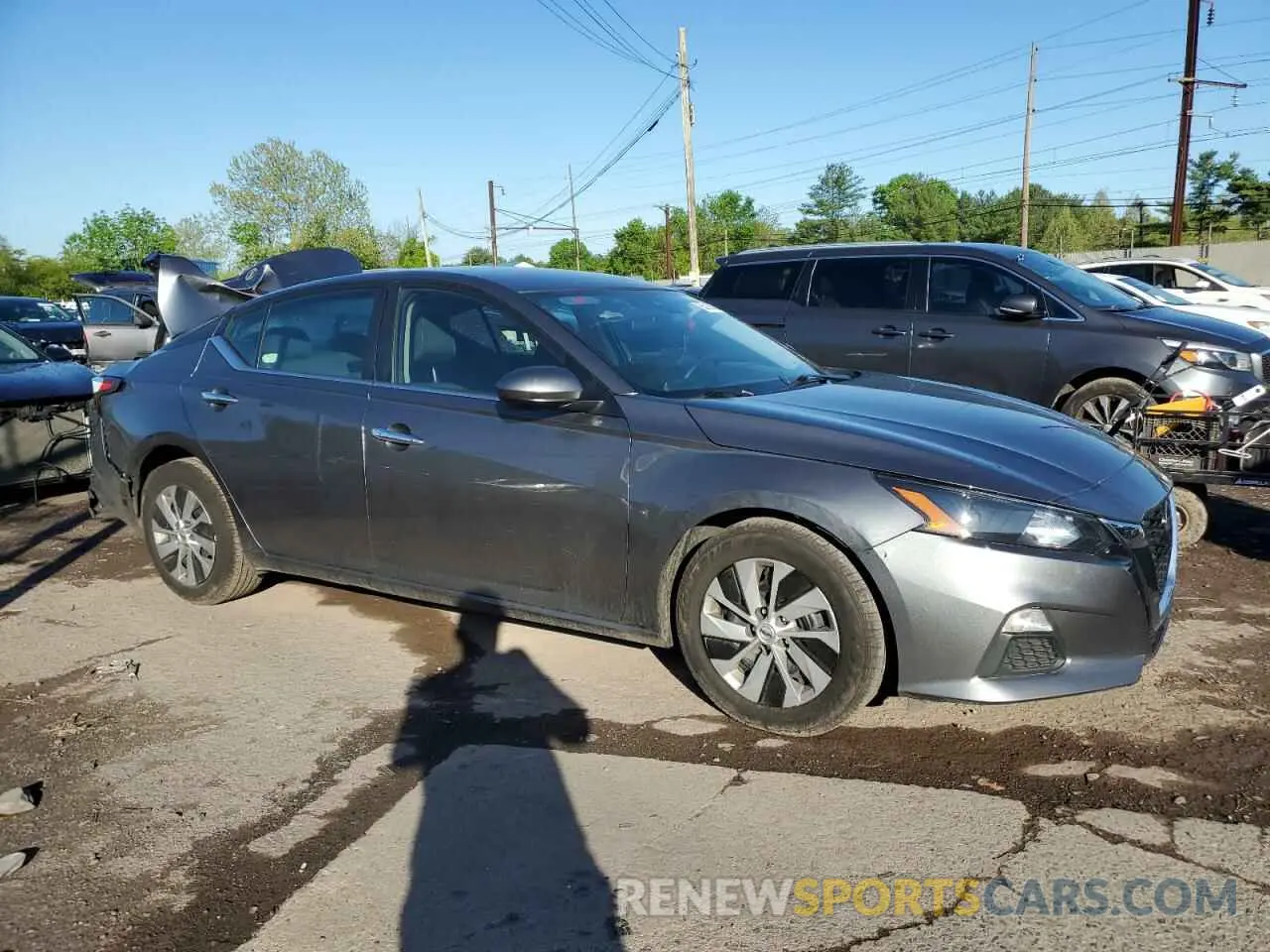 4 Photograph of a damaged car 1N4BL4BV2NN345045 NISSAN ALTIMA 2022