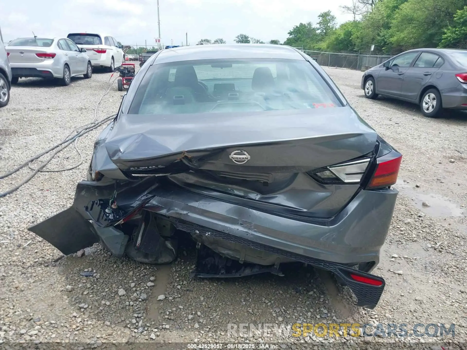 16 Photograph of a damaged car 1N4BL4BV2NN348446 NISSAN ALTIMA 2022