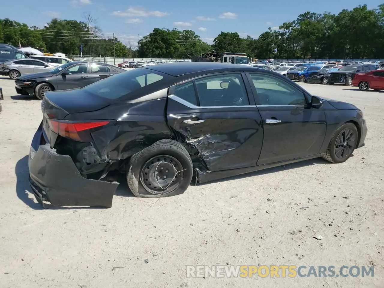 3 Photograph of a damaged car 1N4BL4BV2NN400836 NISSAN ALTIMA 2022