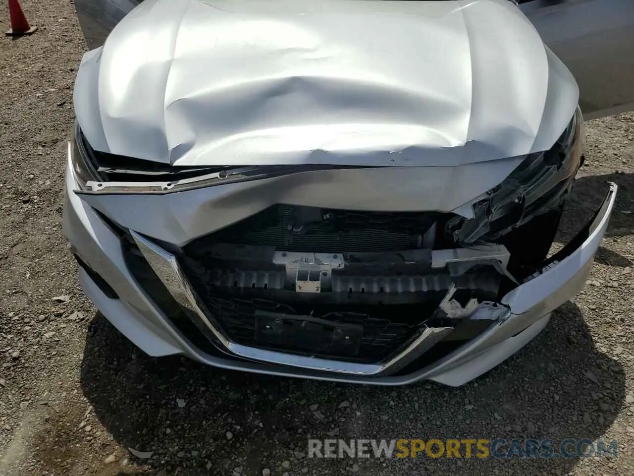 11 Photograph of a damaged car 1N4BL4BV3NN310546 NISSAN ALTIMA 2022